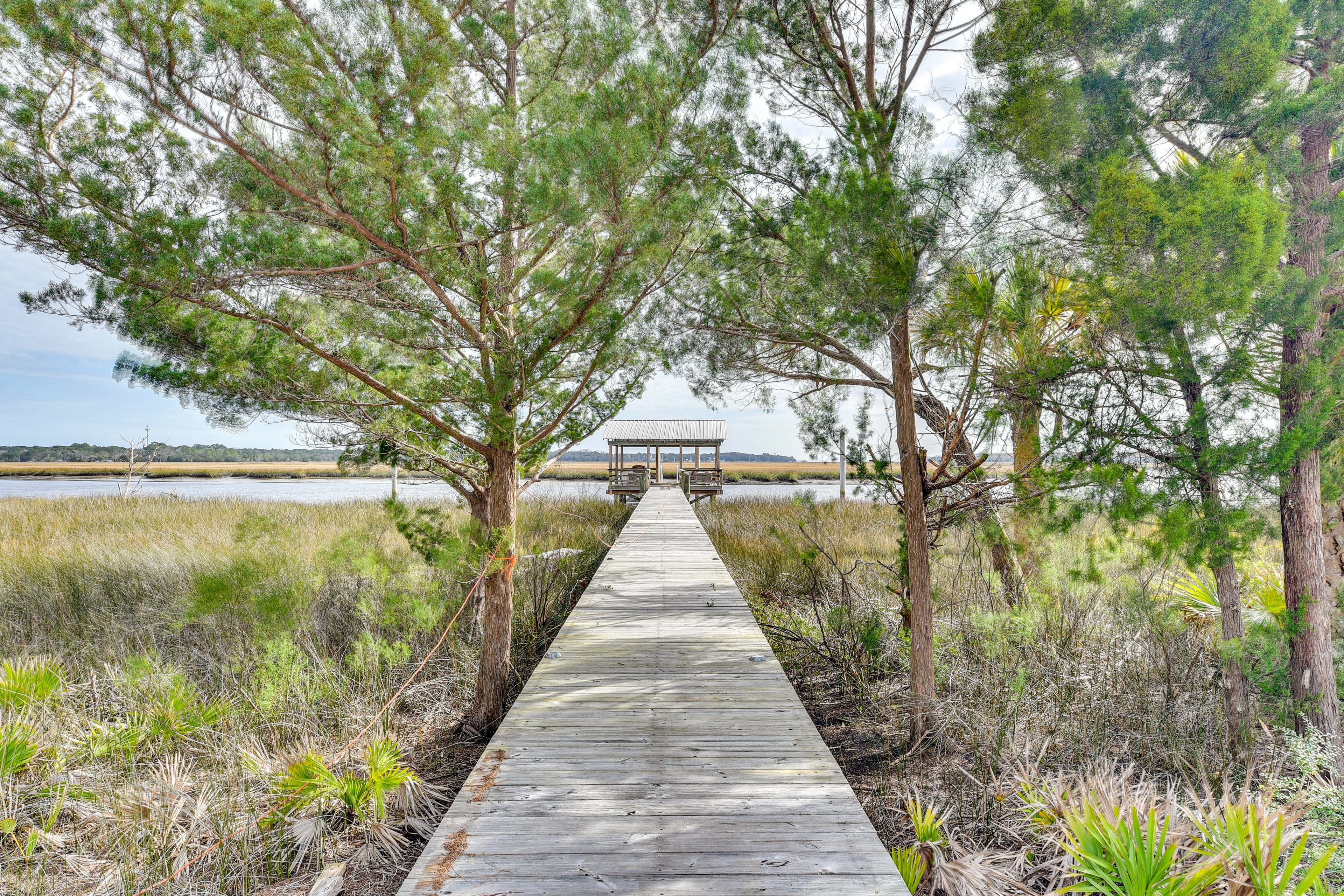 Community Amenities | Dock