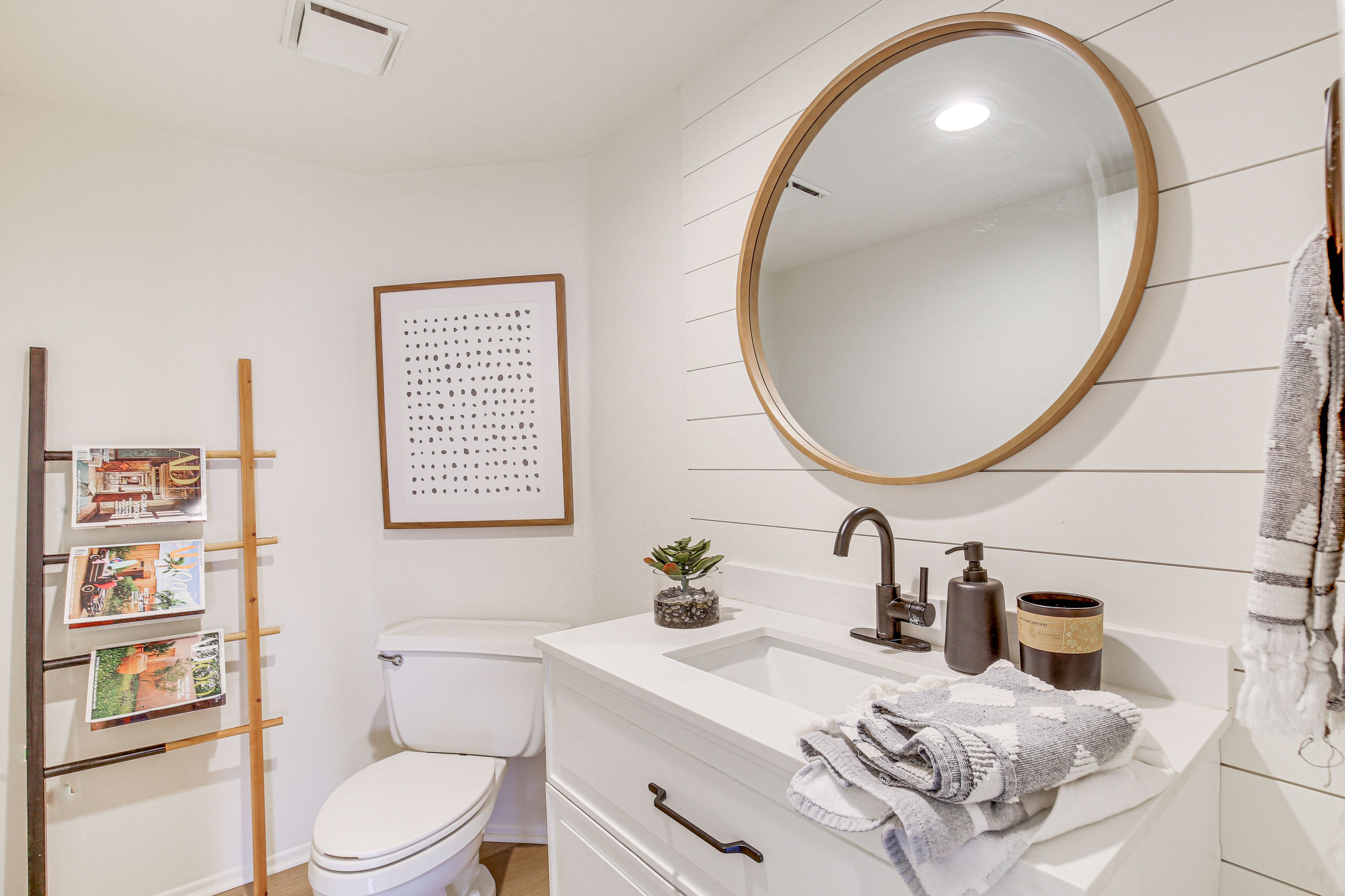 Half Bathroom | 1st Floor