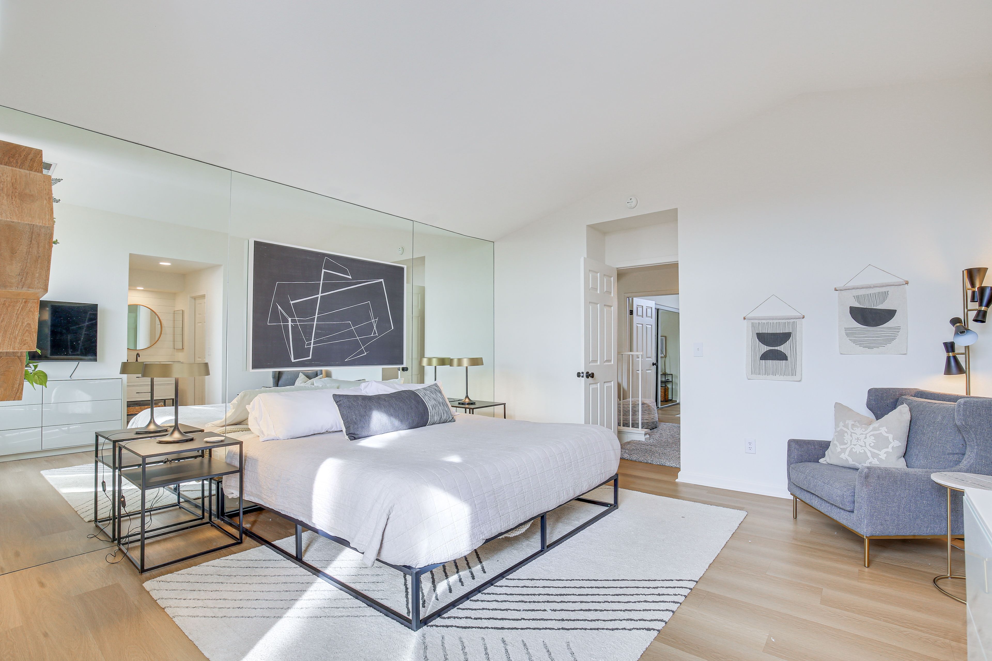 Bedroom Suite 2 | 2nd Floor | King Bed