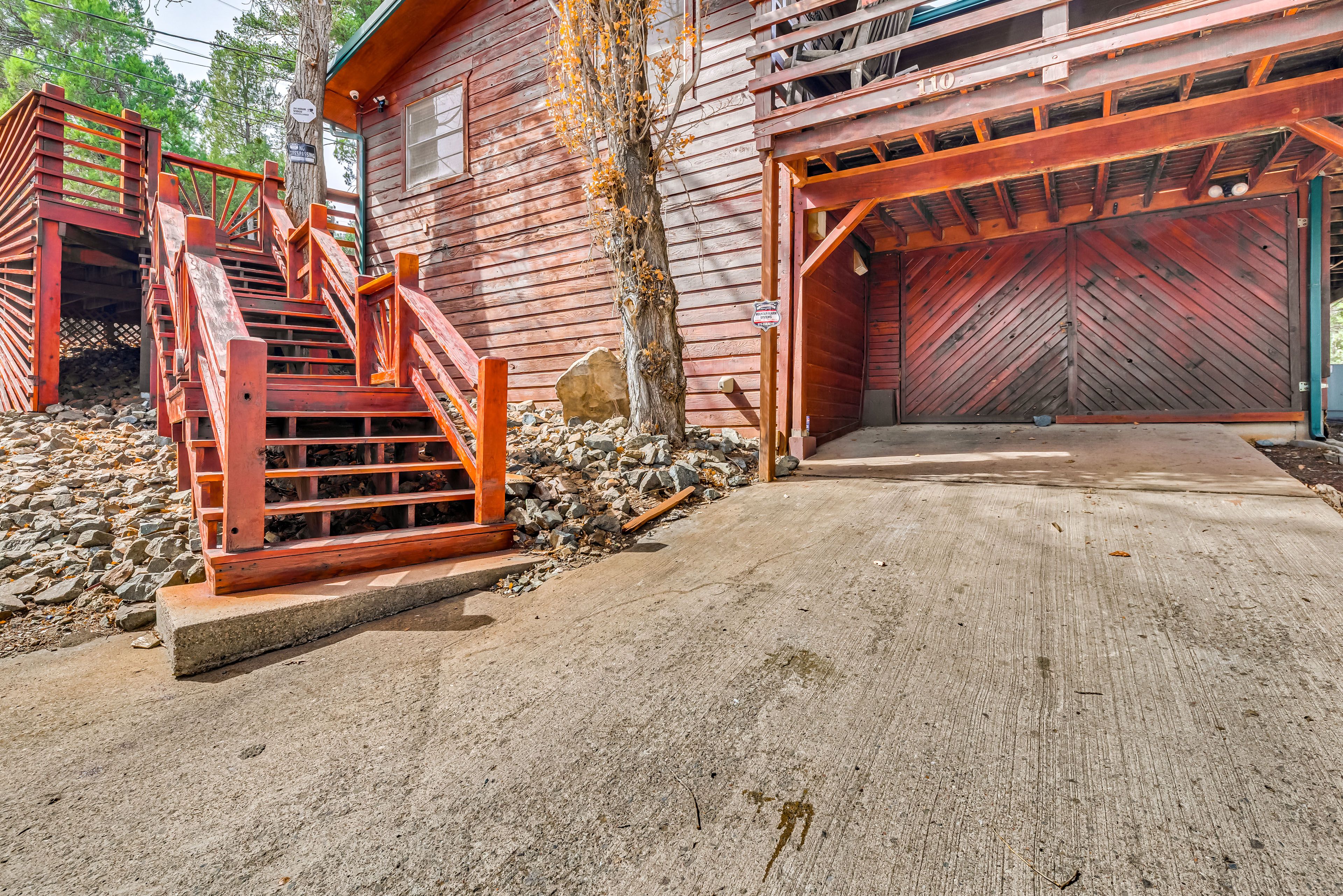 Parking | Steep Driveway (3 Vehicles)