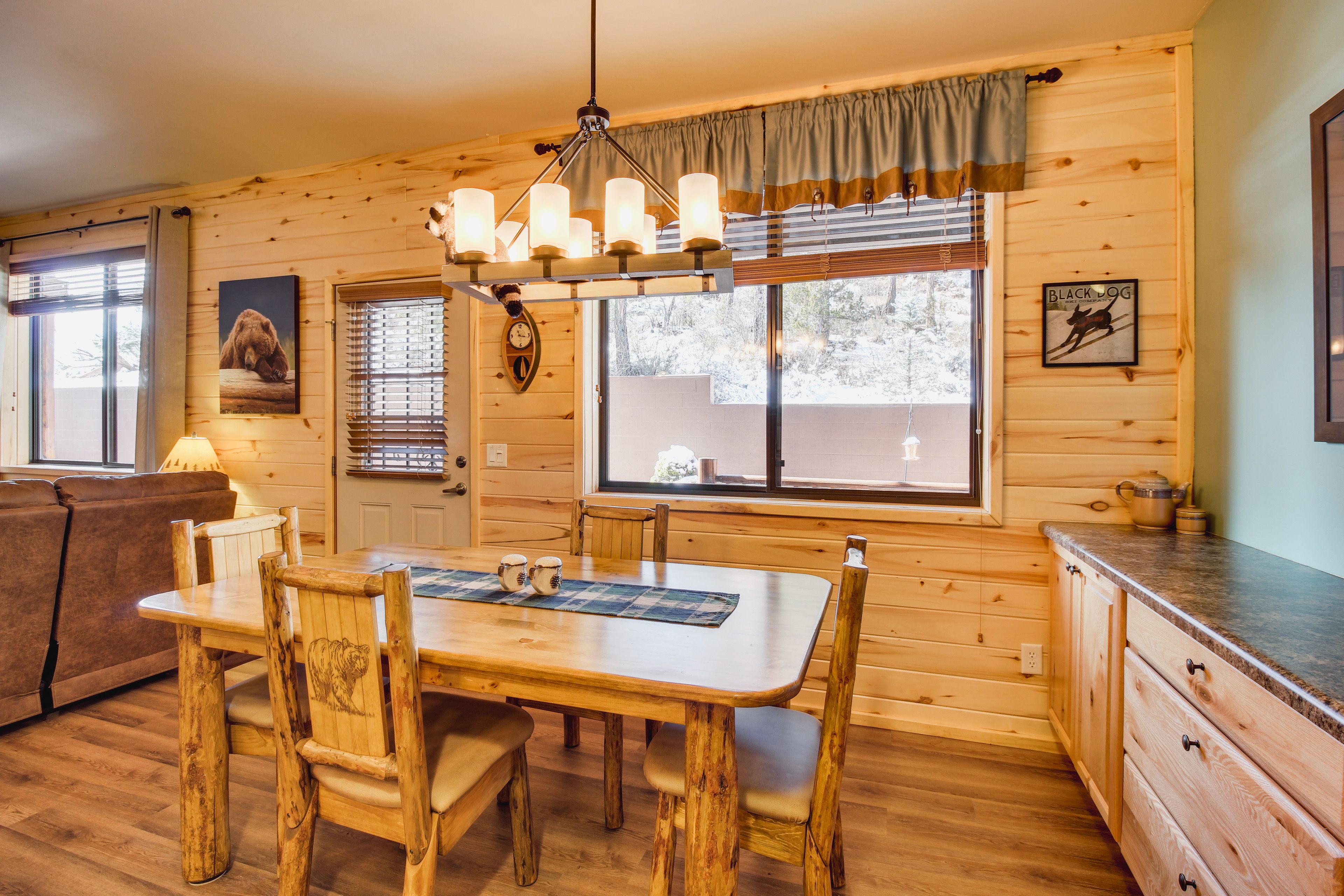 Dining Area | Dishware & Flatware