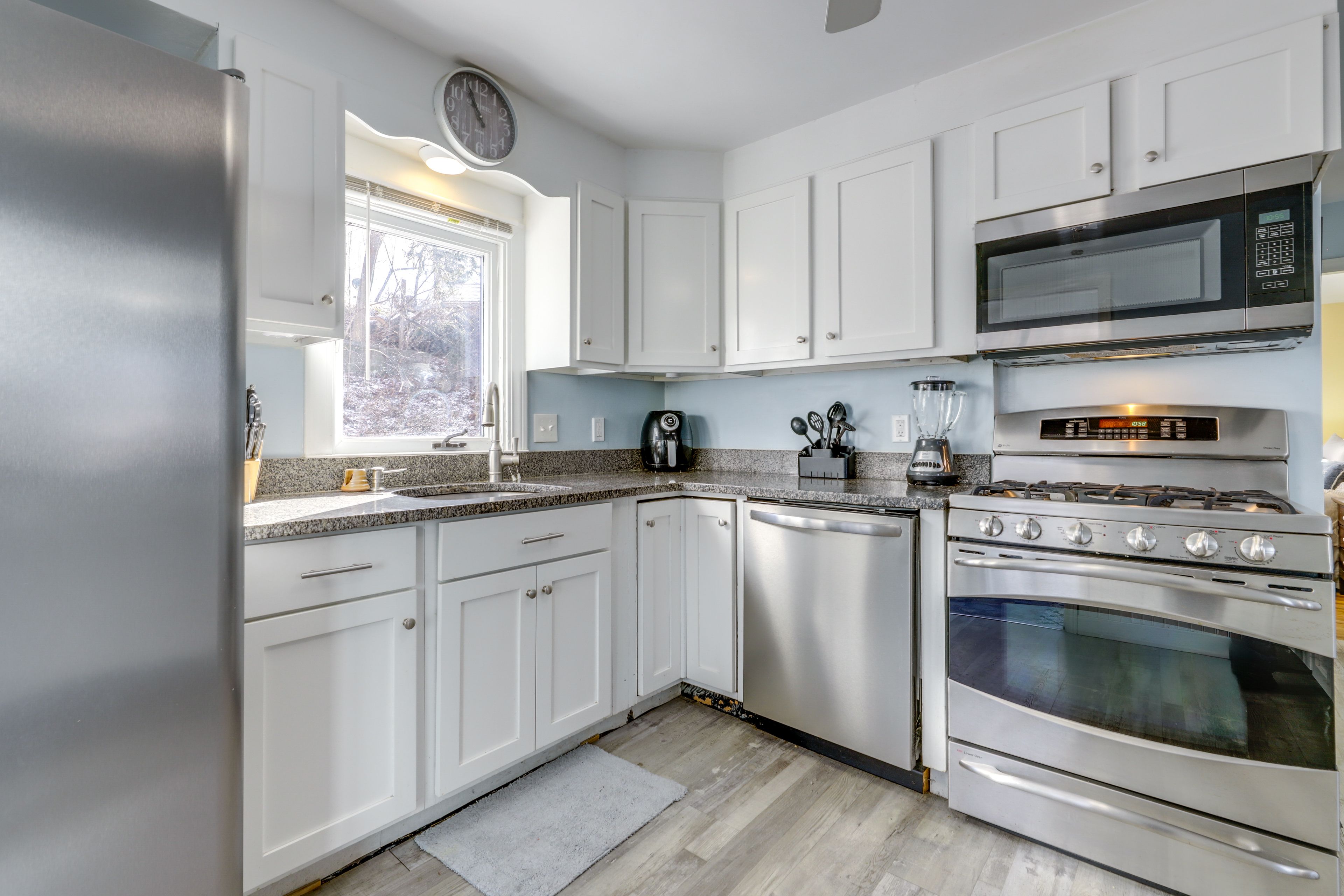 Kitchen | 1st Floor | Toaster | Slow Cooker | Drip Coffee Maker