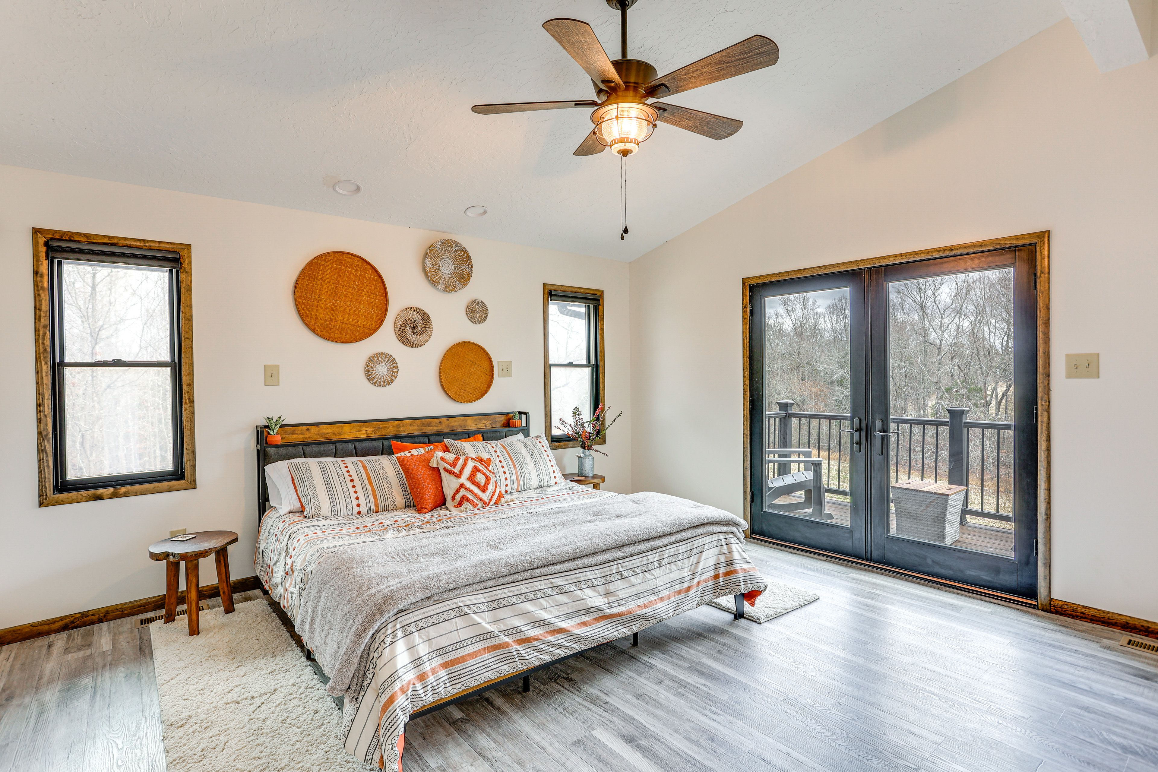 Bedroom 1 | Main Level | King Bed | Linens Provided