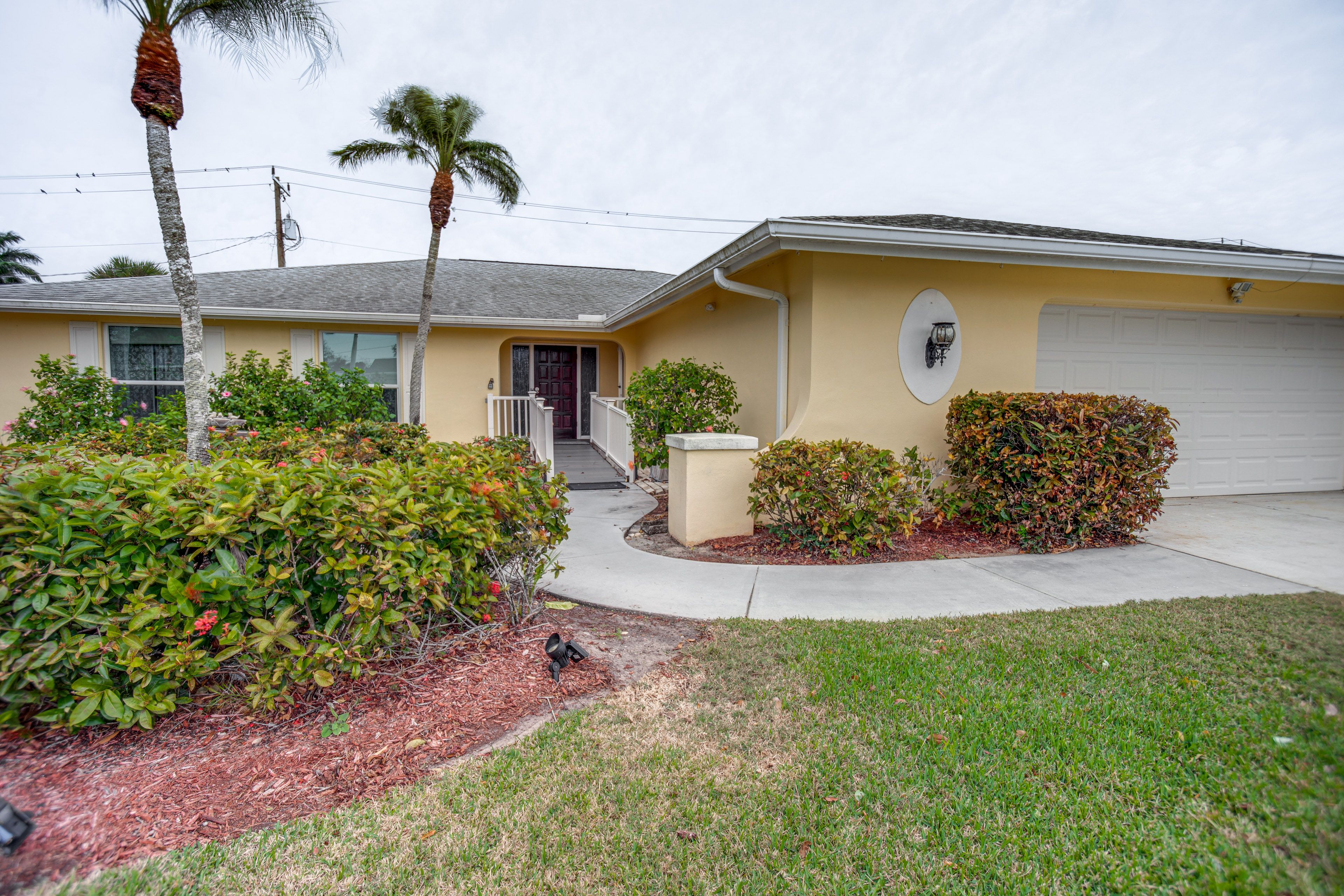 House Exterior | Keyless Entry