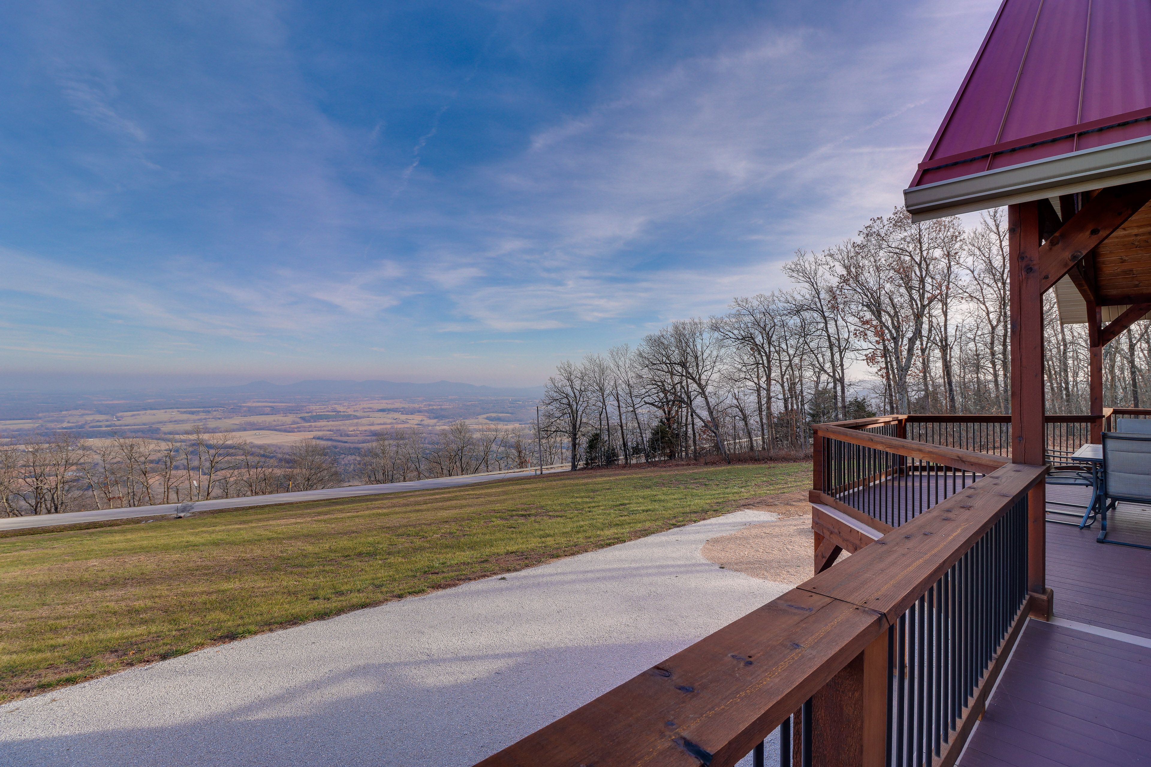 House Exterior | Deck View