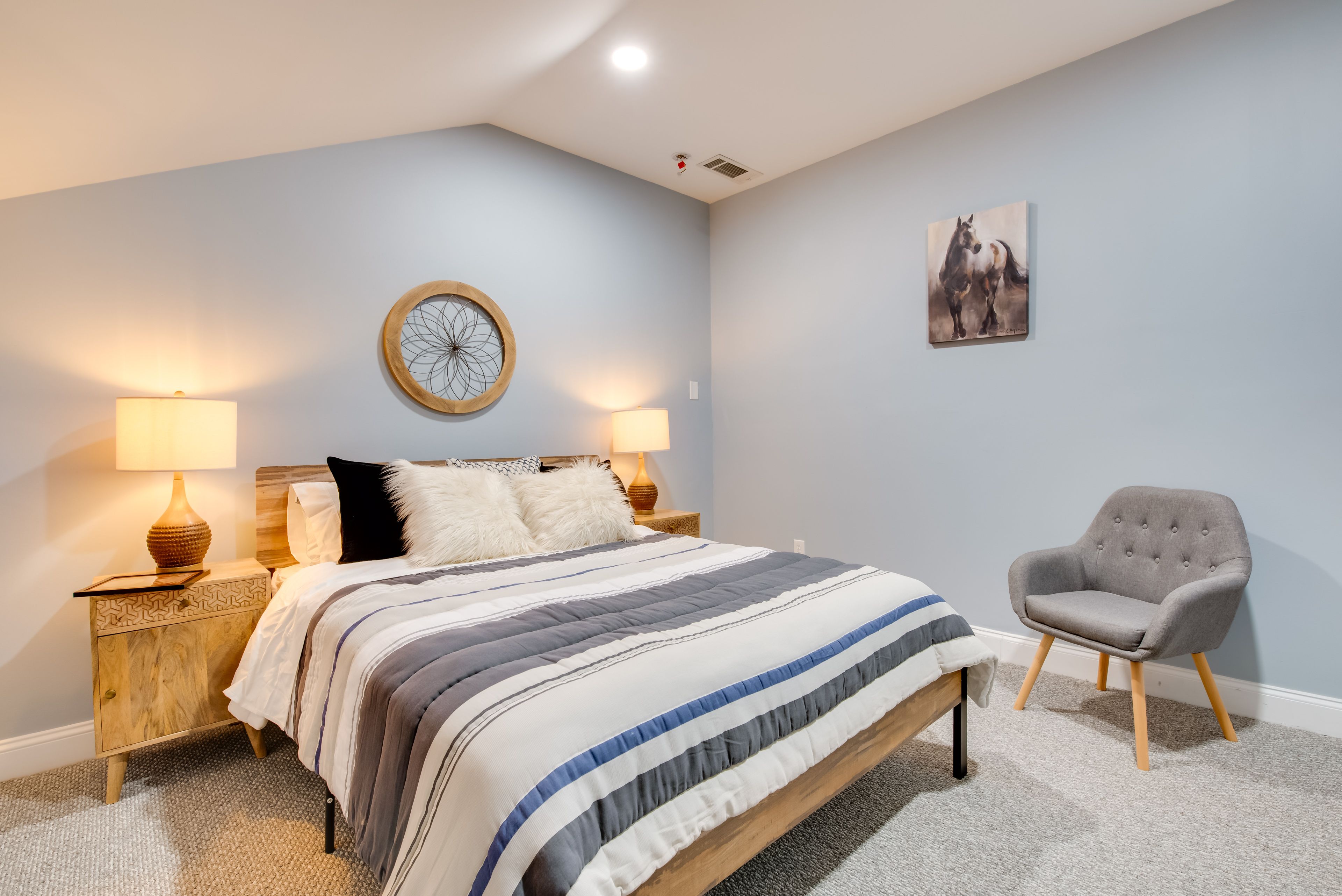 Bedroom 2 | Queen Bed | 3rd Floor