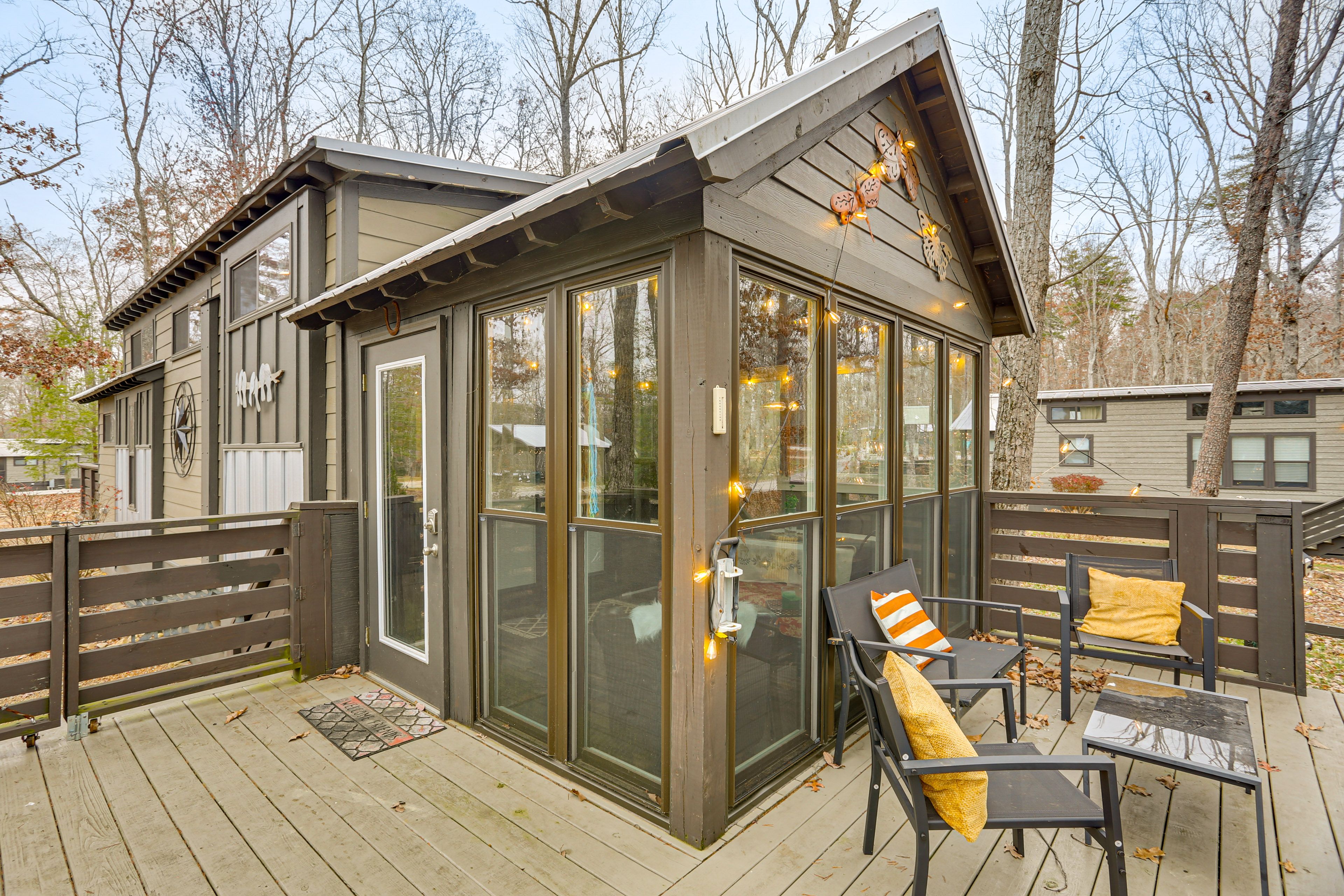 Private Deck