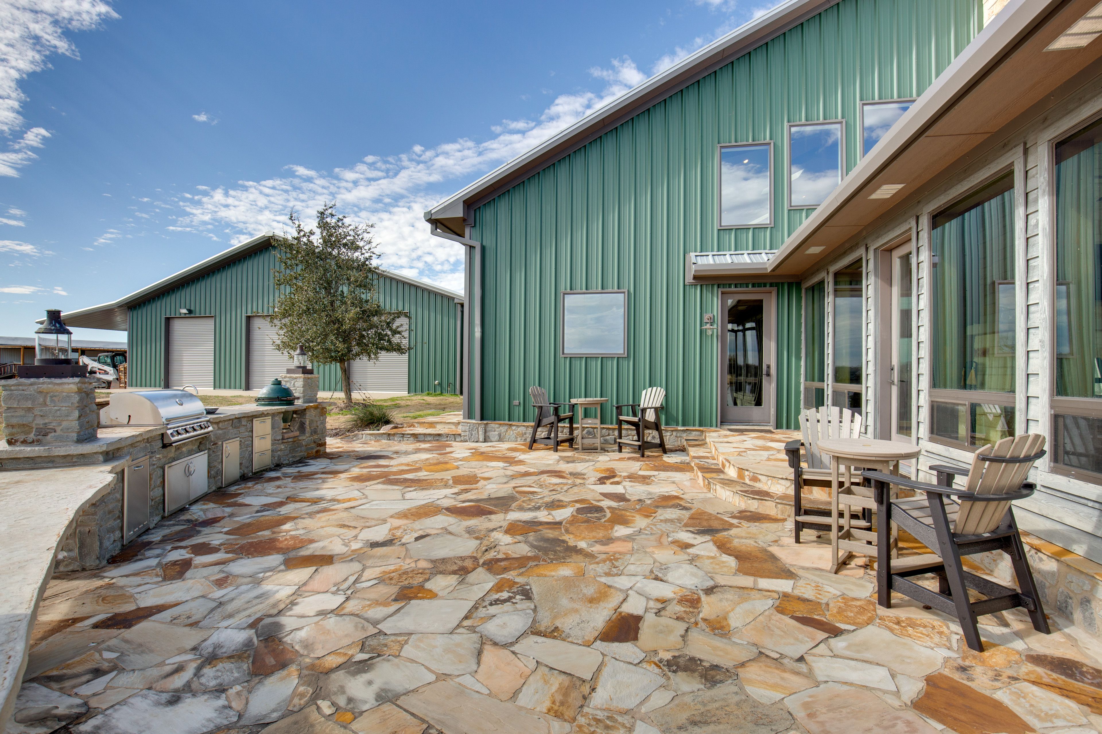 Private Patio | Outdoor Kitchen | Gas Grill