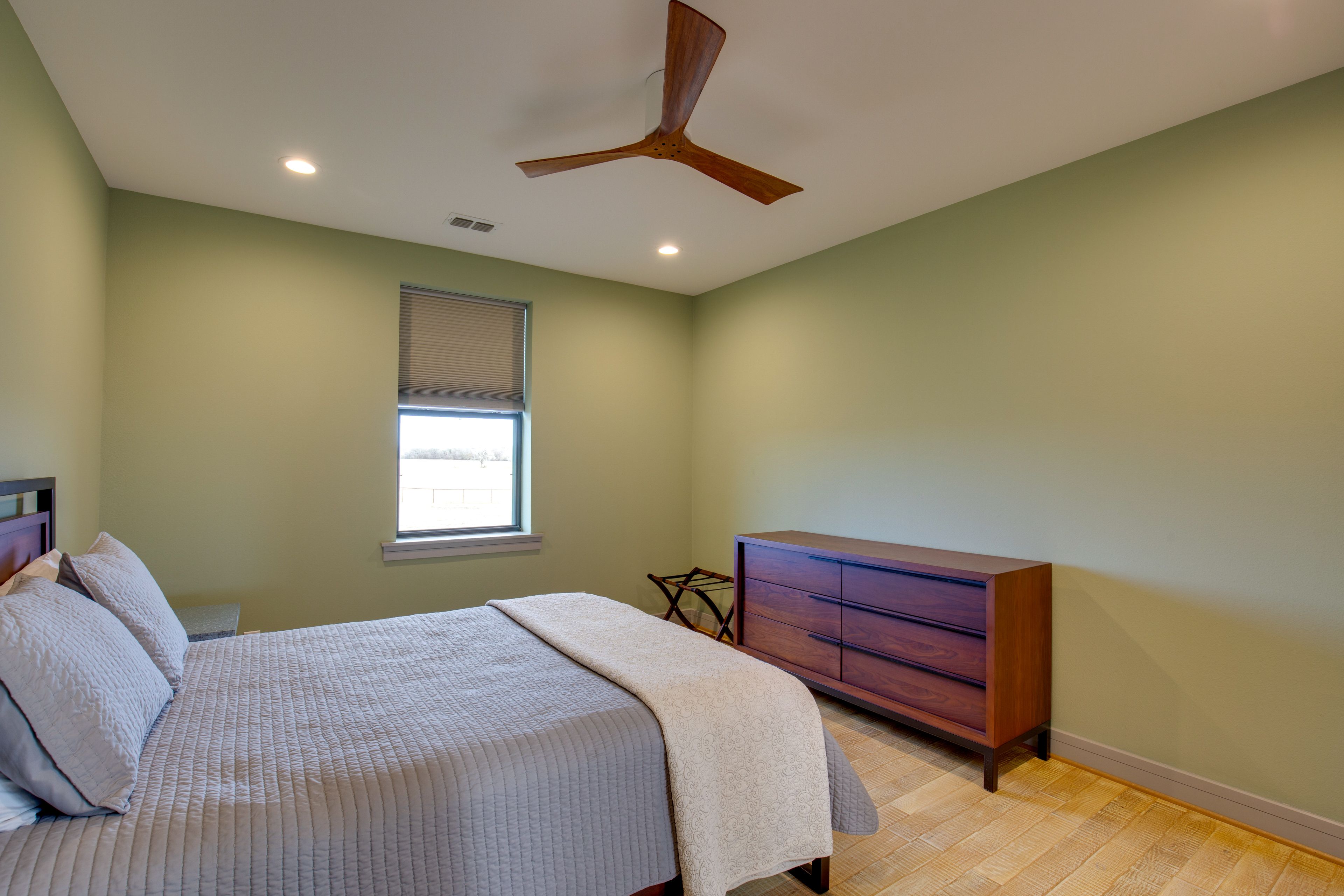 Bedroom 3 | Queen Bed | 1st Floor