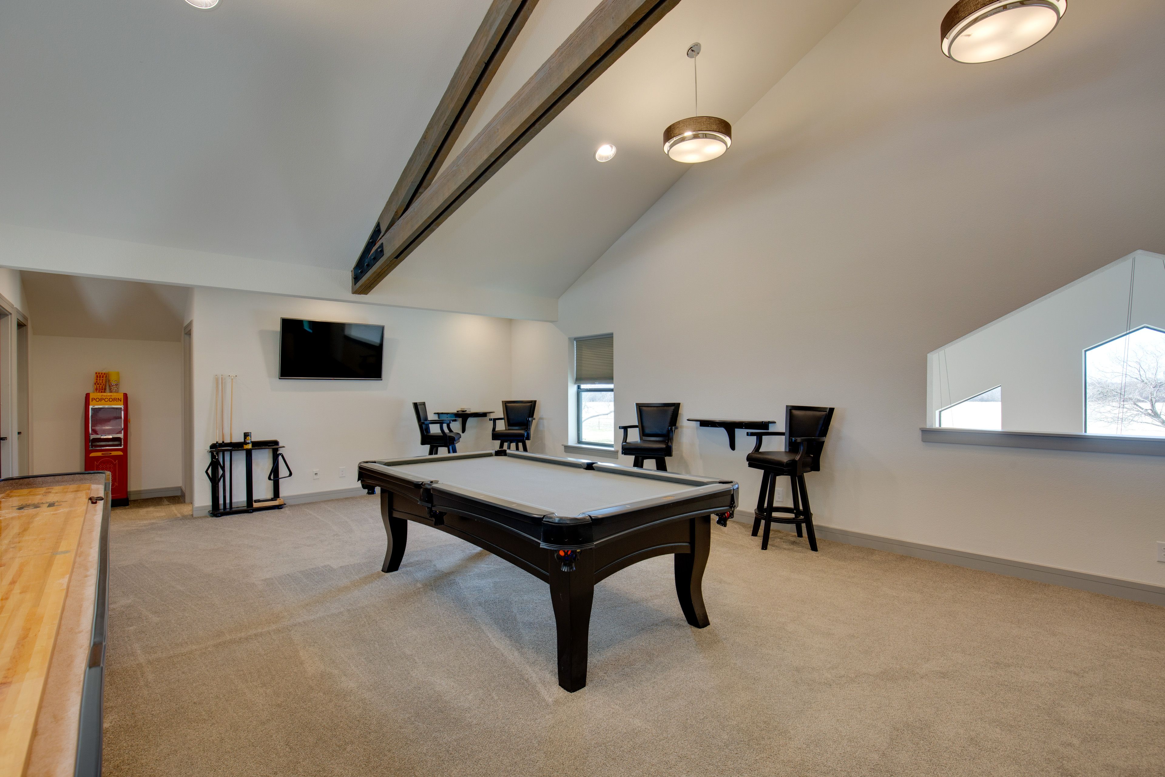 Game Room | Smart TV | Pool Table | 2nd Floor