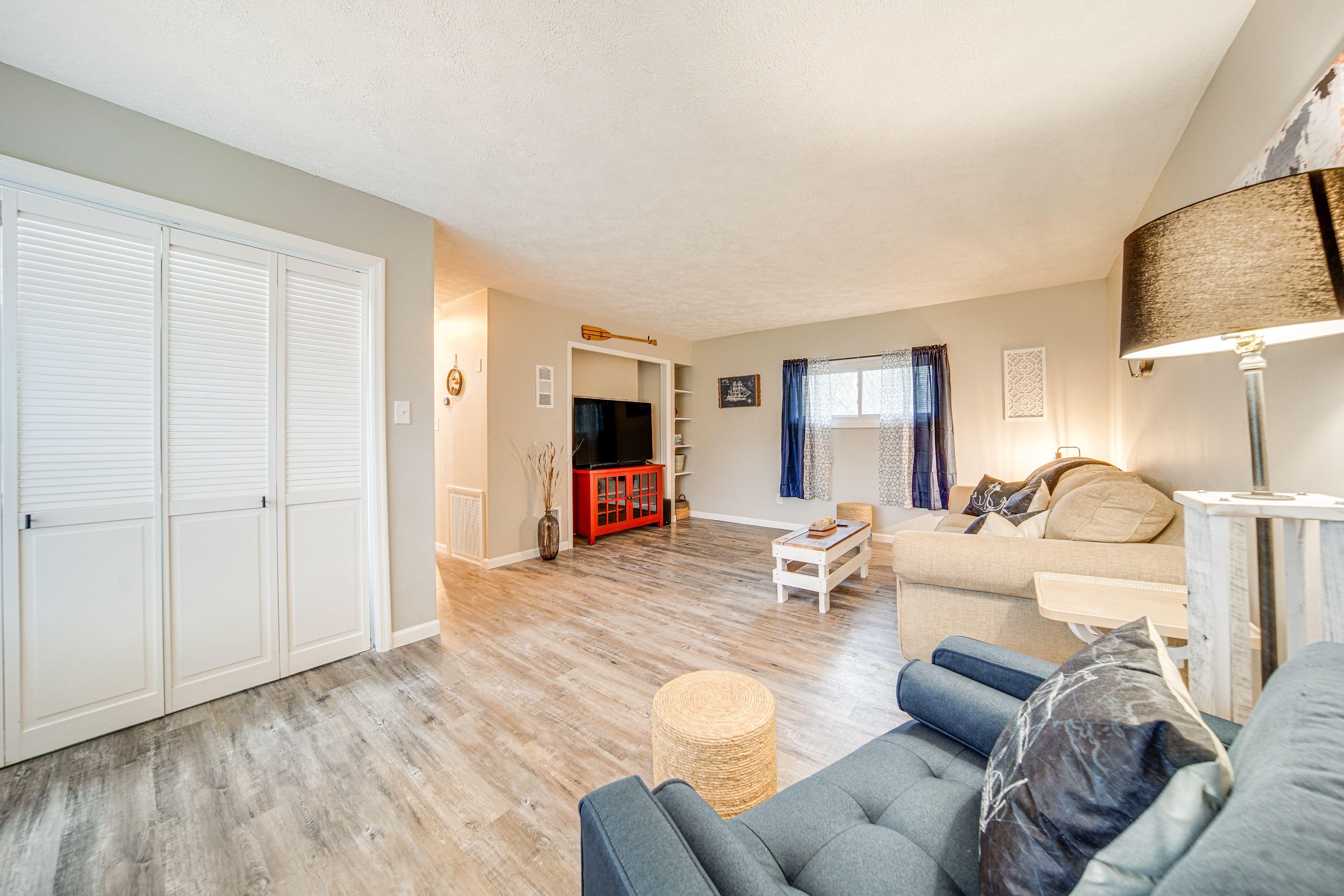 Conneaut Lake Vacation Rental | 1BR | 1BA | 900 Sq Ft | Stairs Required