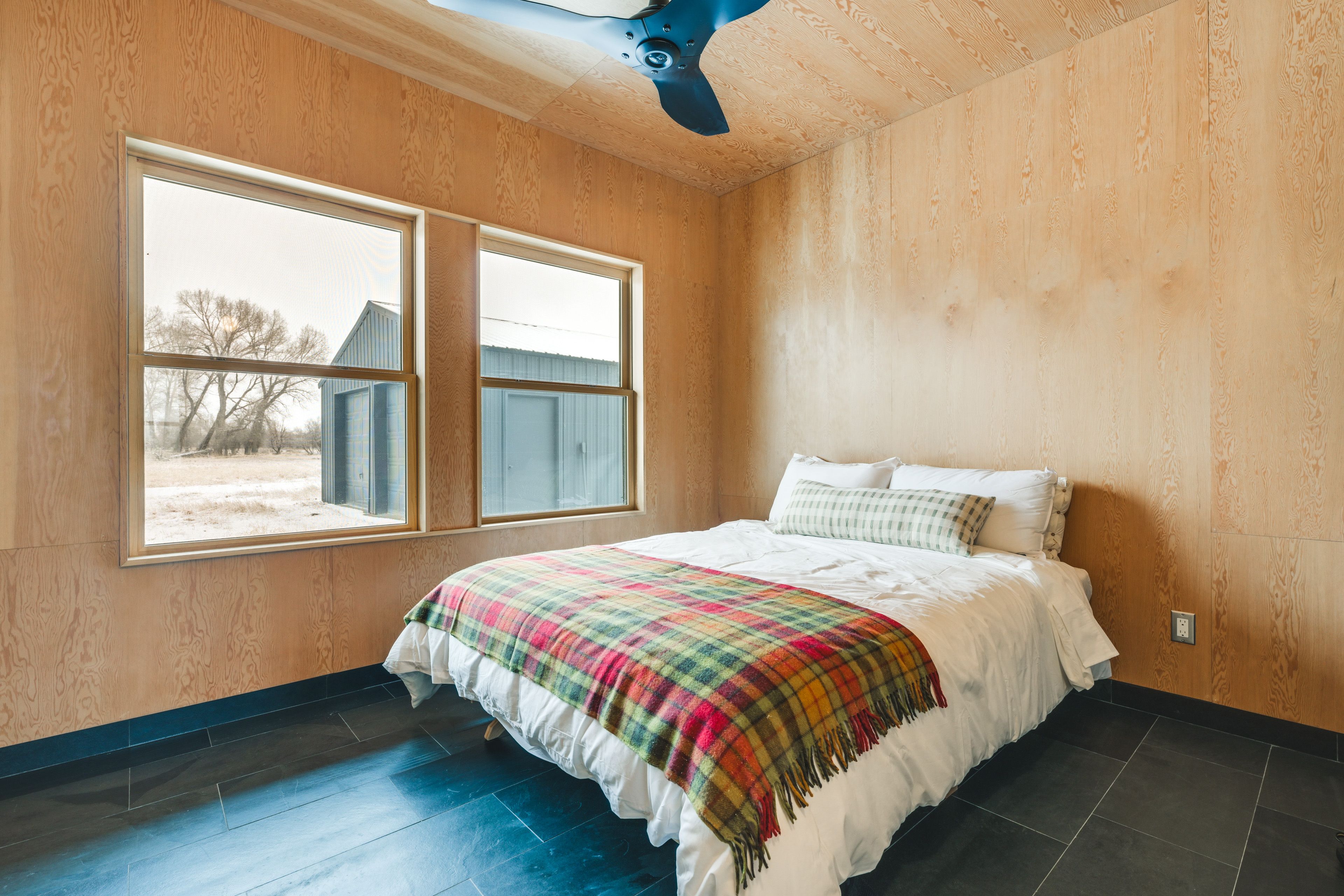 Bedroom 2 | Basement | Queen Bed