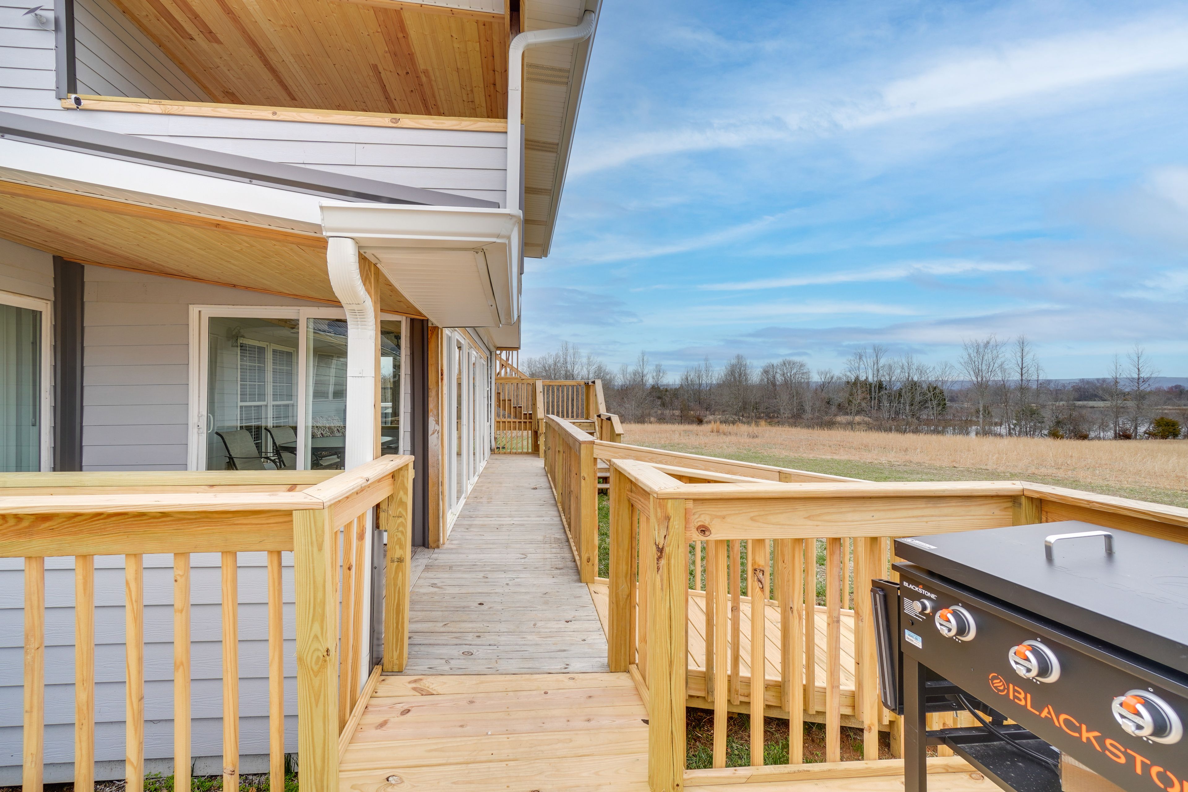 Deck | Gas Grill