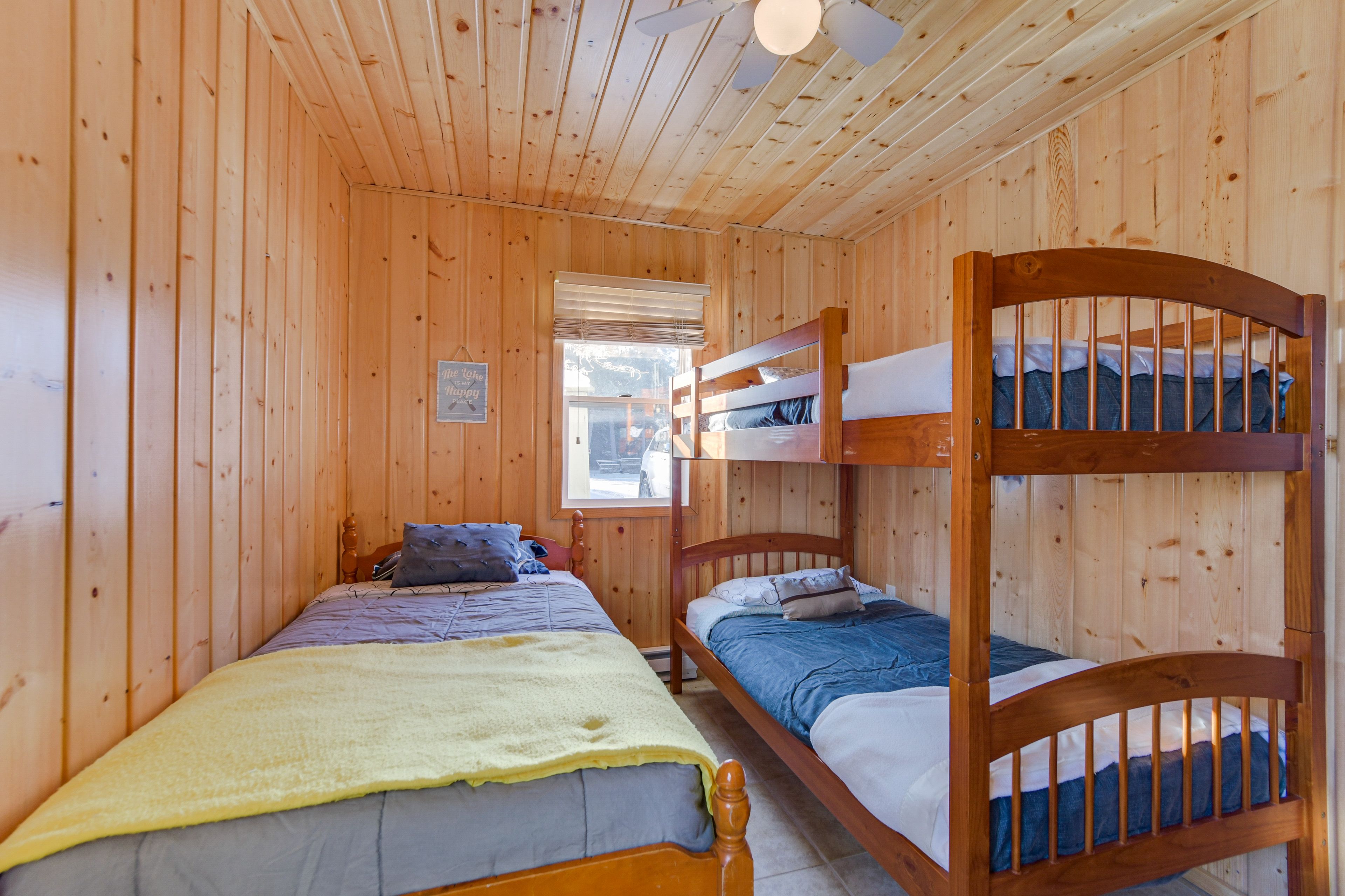 Bedroom 3 (Guest House) | Twin Bed | Twin Bunk Bed