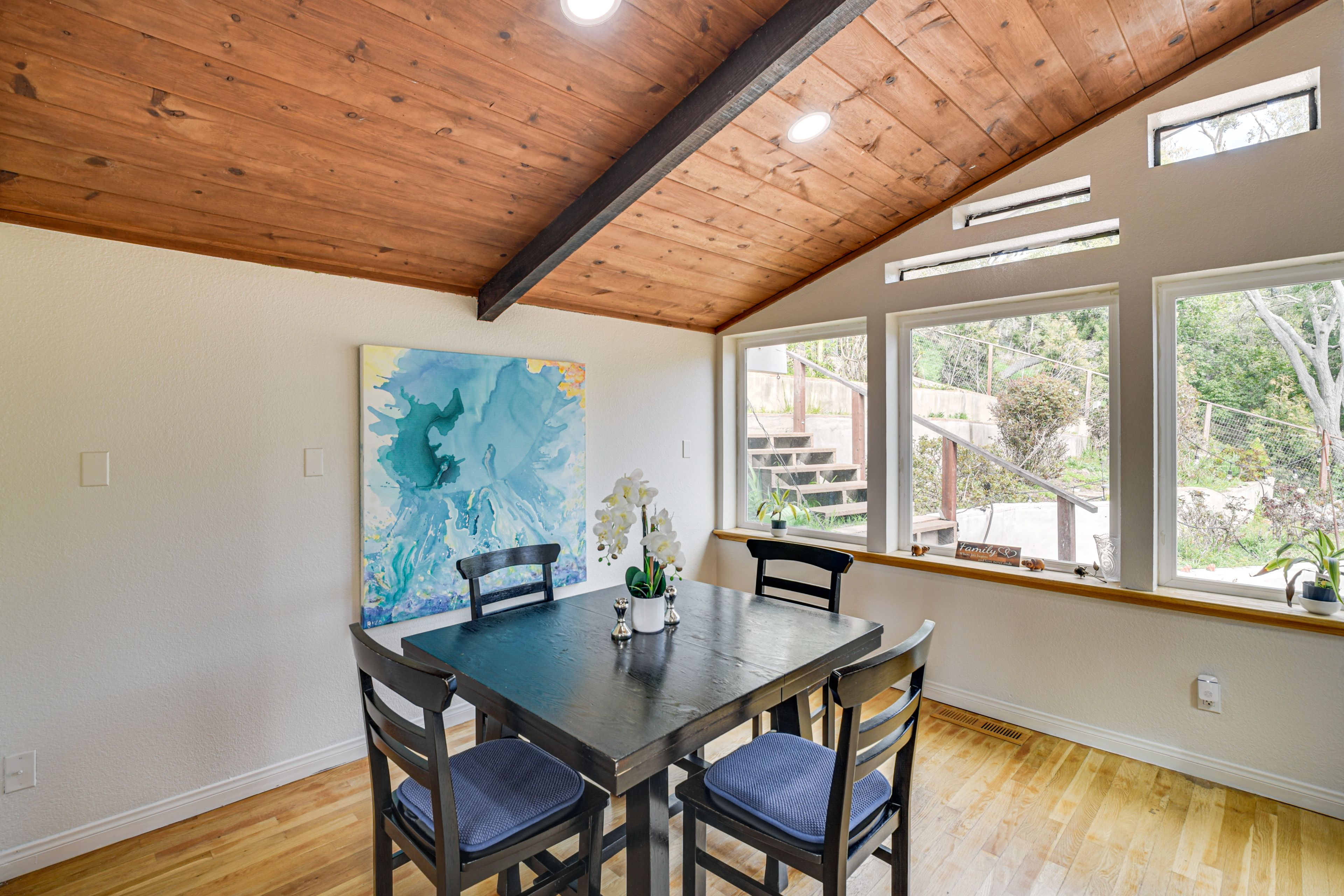 Additional Dining Area | 2nd Floor