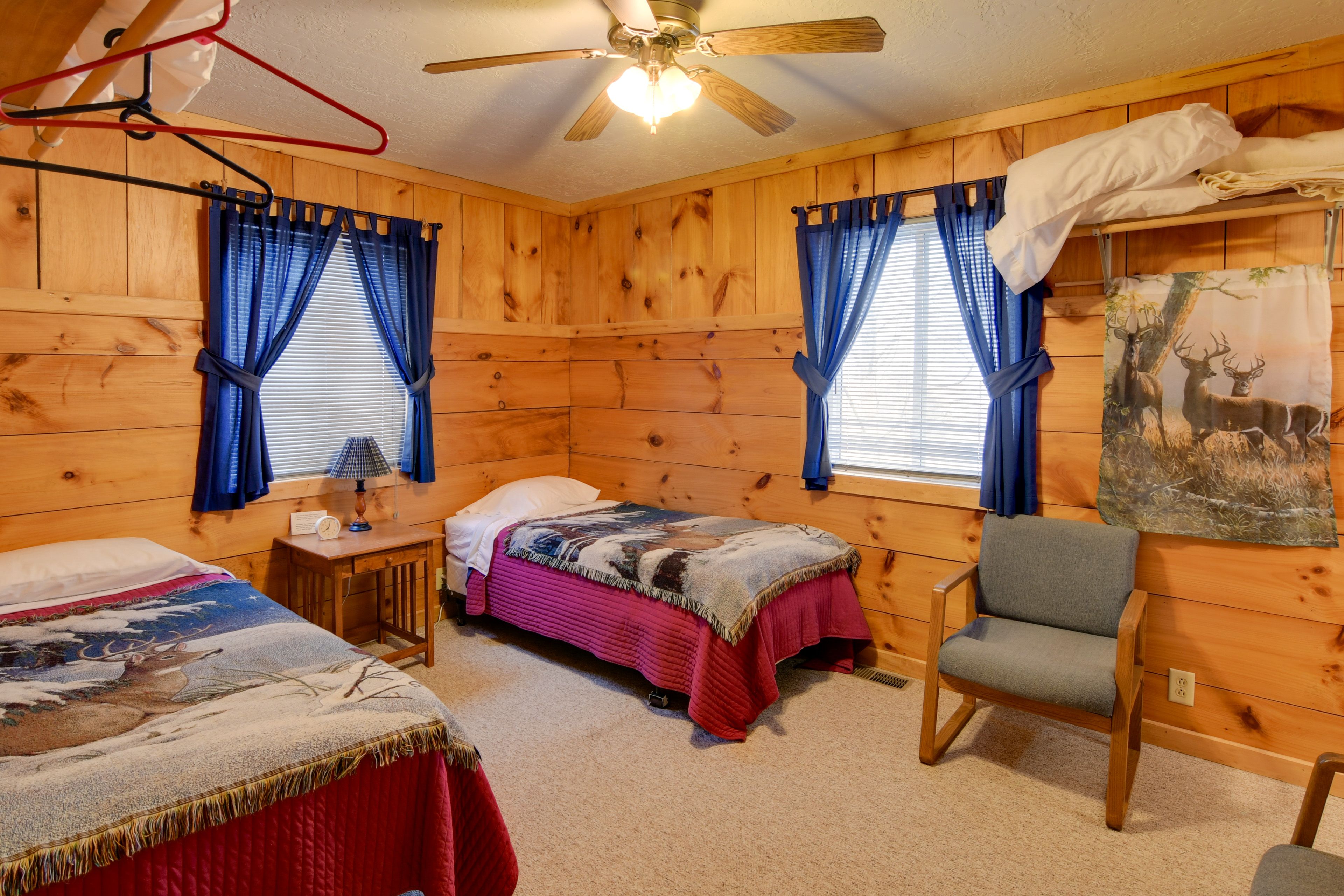 Bedroom 2 | 2nd Floor | 2 Twin Beds