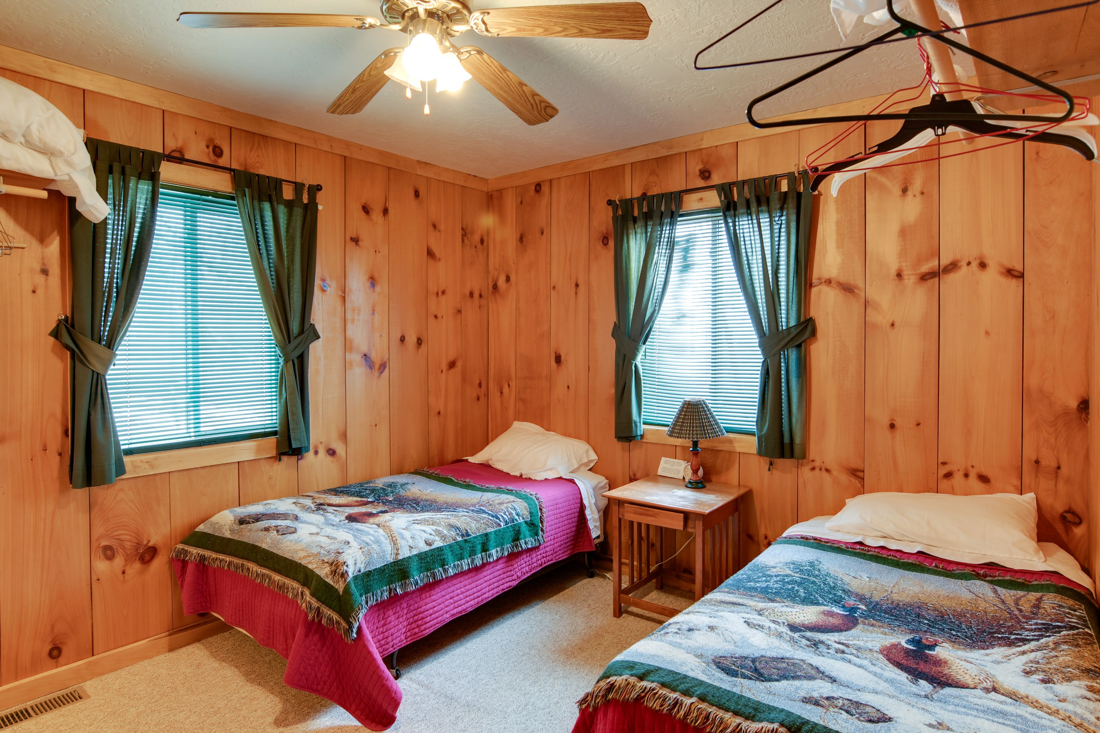 Bedroom 3 | 2nd Floor | 2 Twin Beds