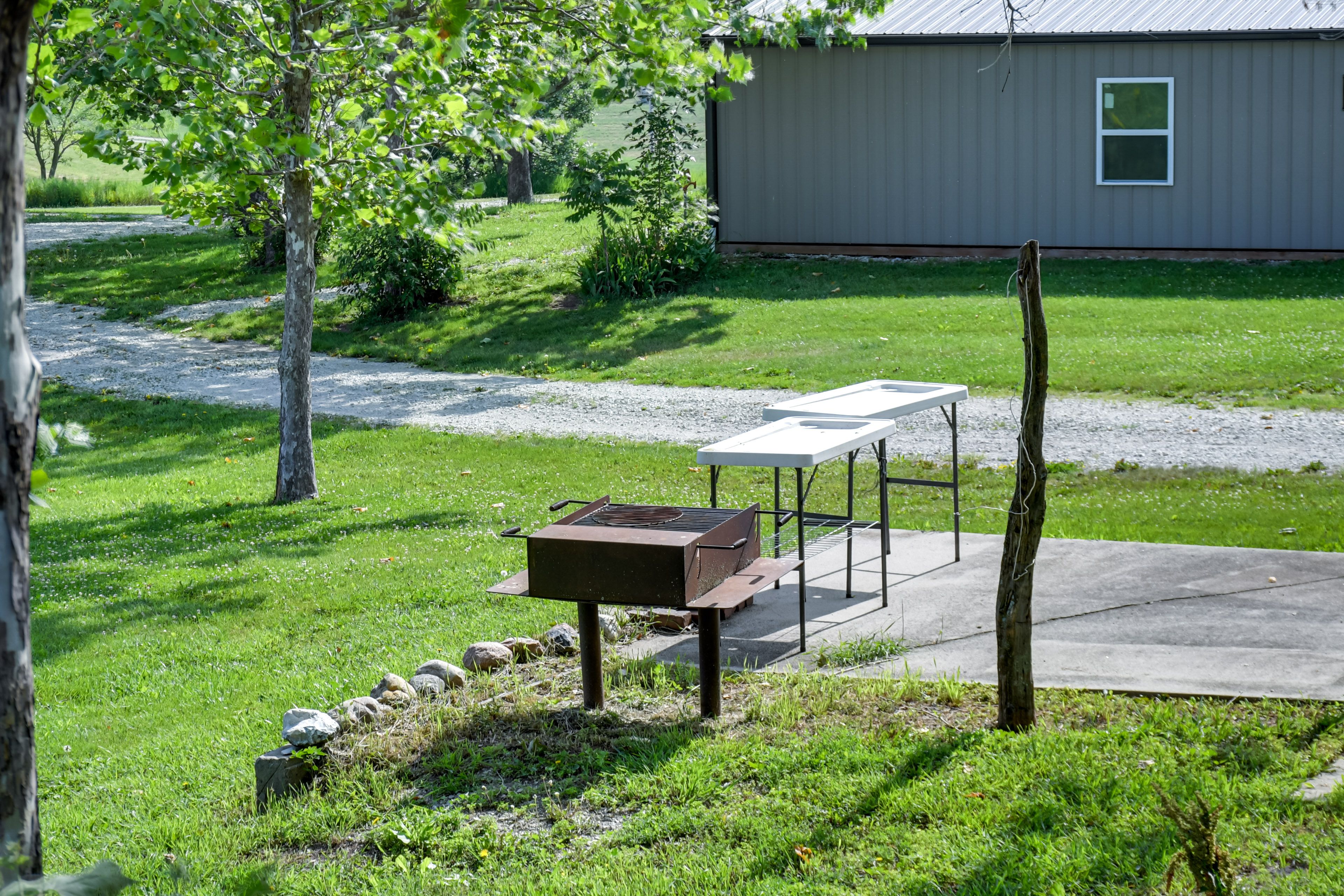 Charcoal Grill | Picnic Area | Fire Pit | Horseshoes