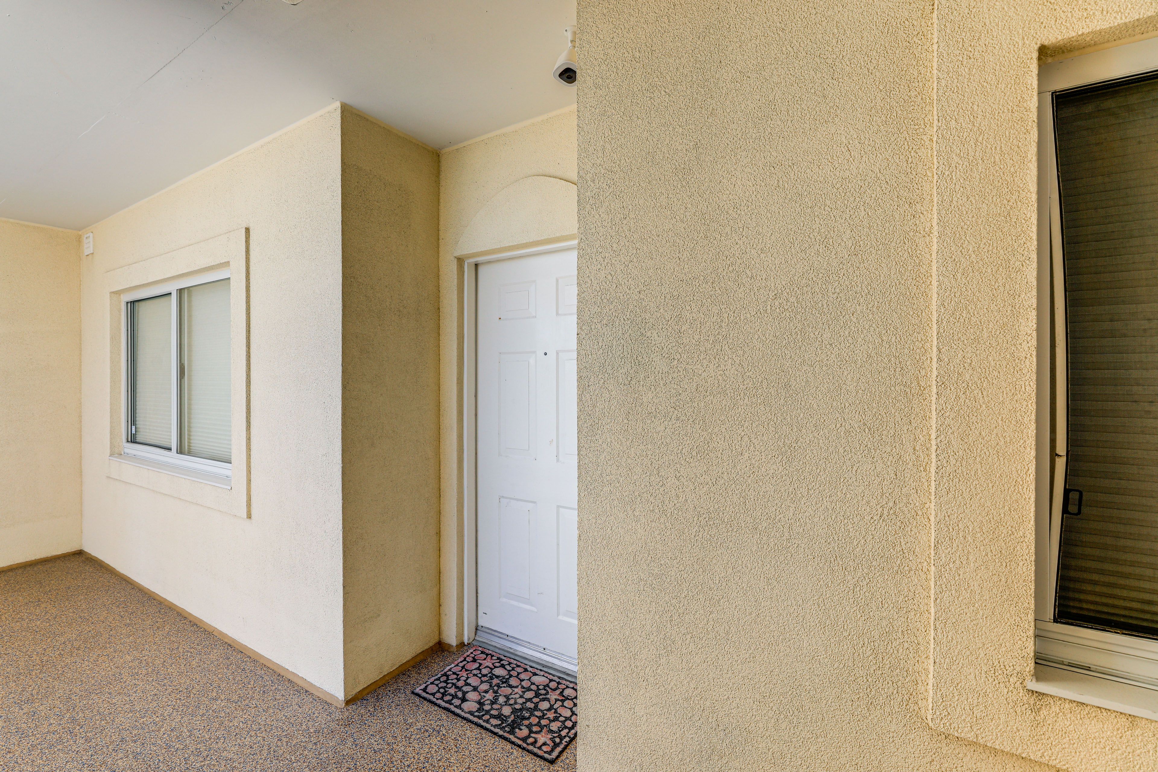 Exterior | Front Entry