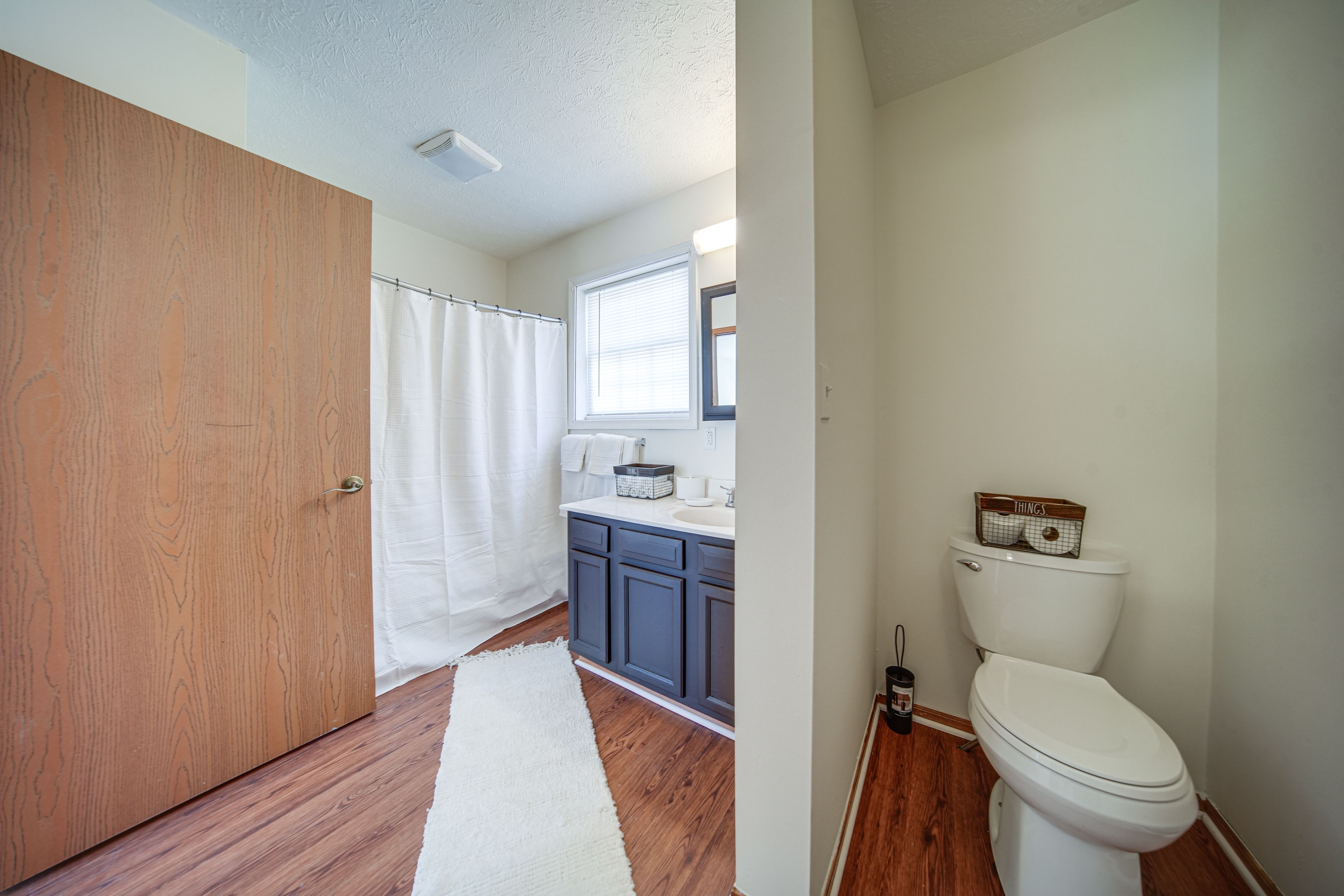 Full Bathroom | 2nd Floor