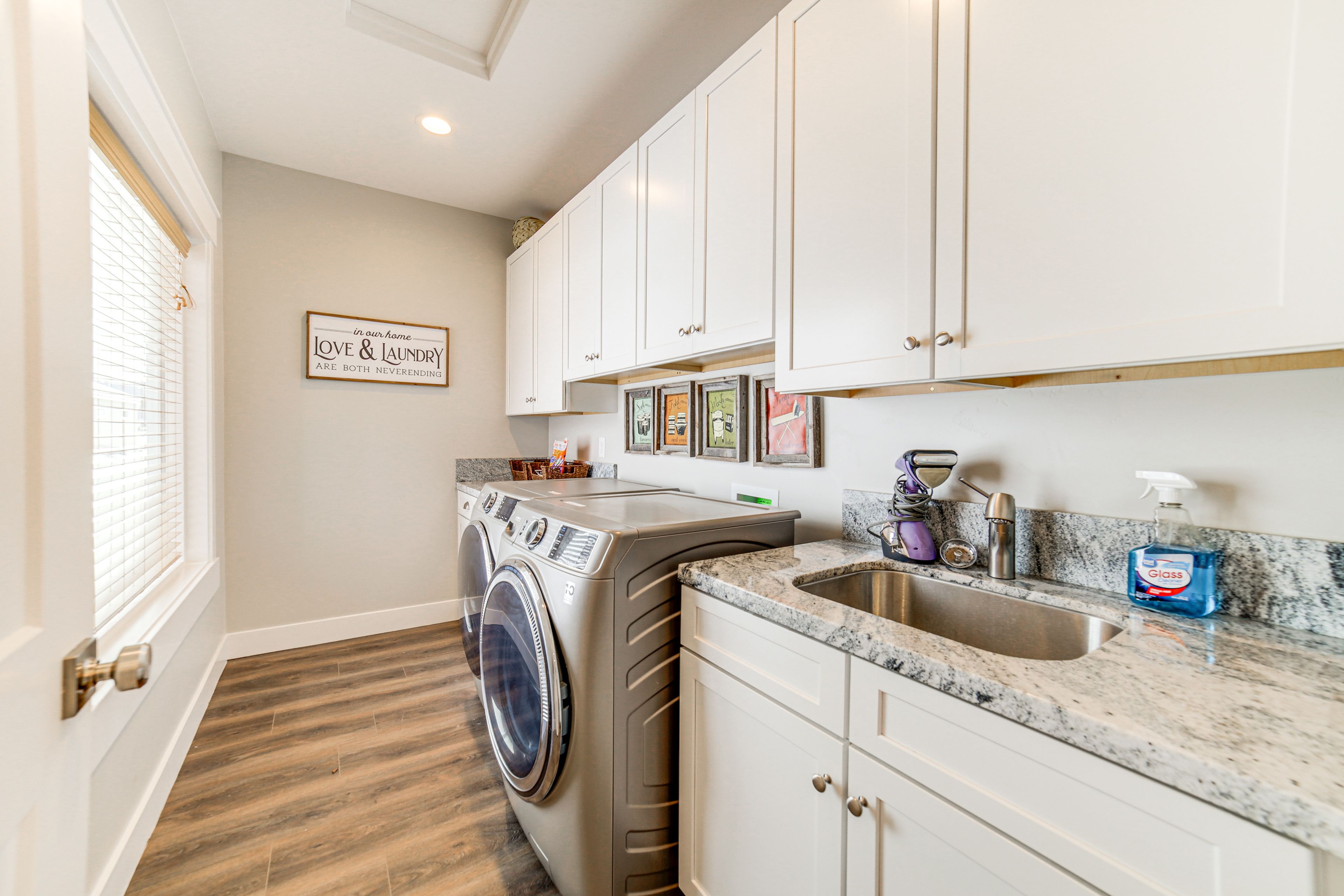 Laundry | Detergent Provided | 1st Floor