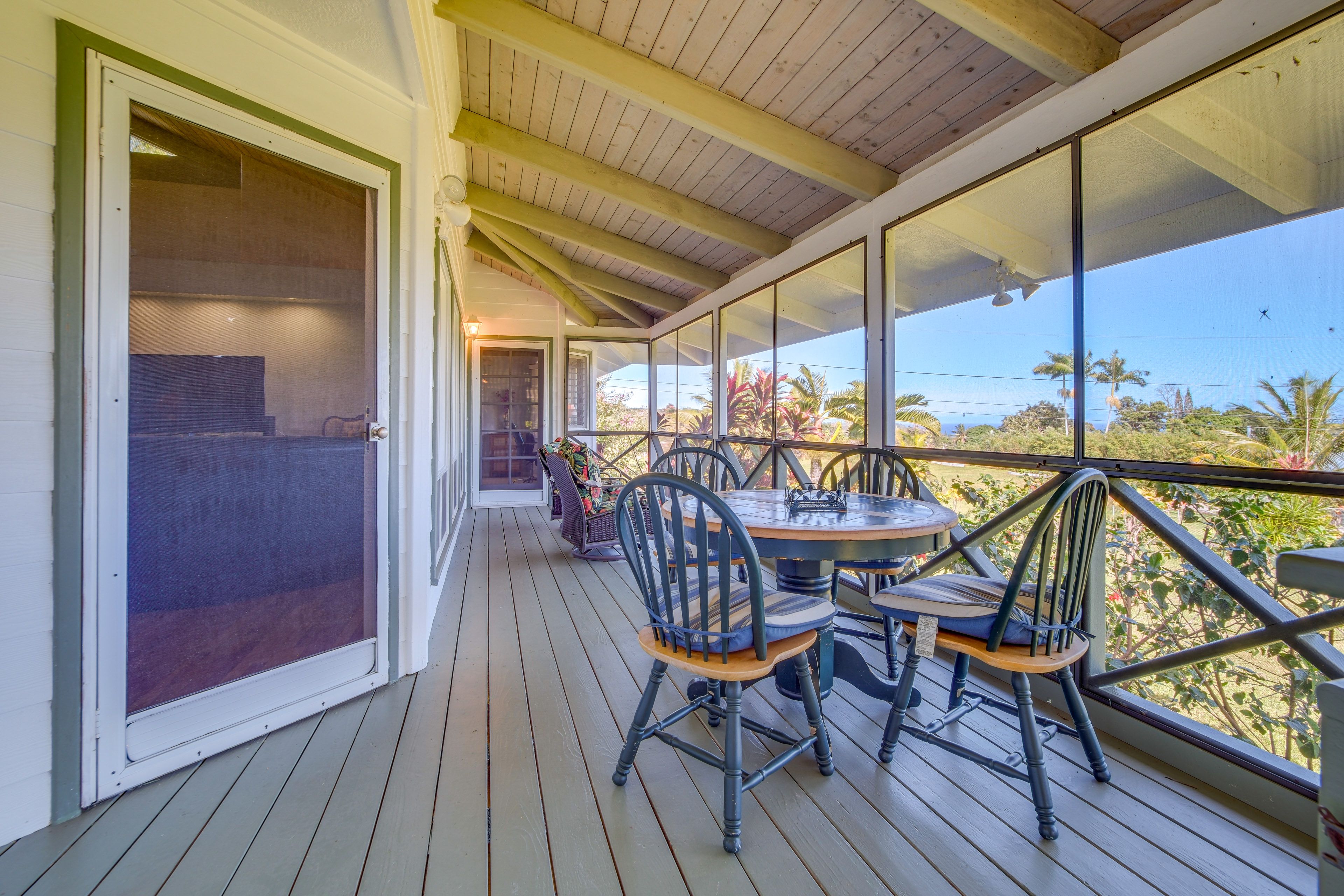 Screened Lanai | Outdoor Dining | Ocean Views