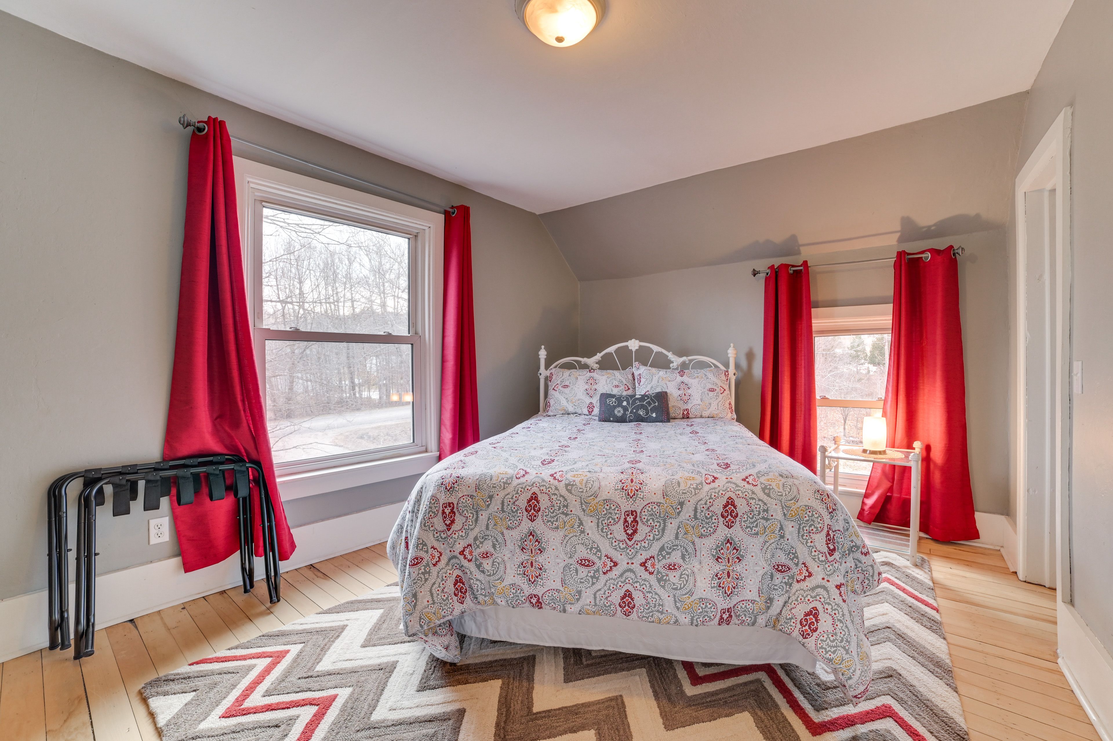 Bedroom 3 | Queen Bed | 2nd Floor