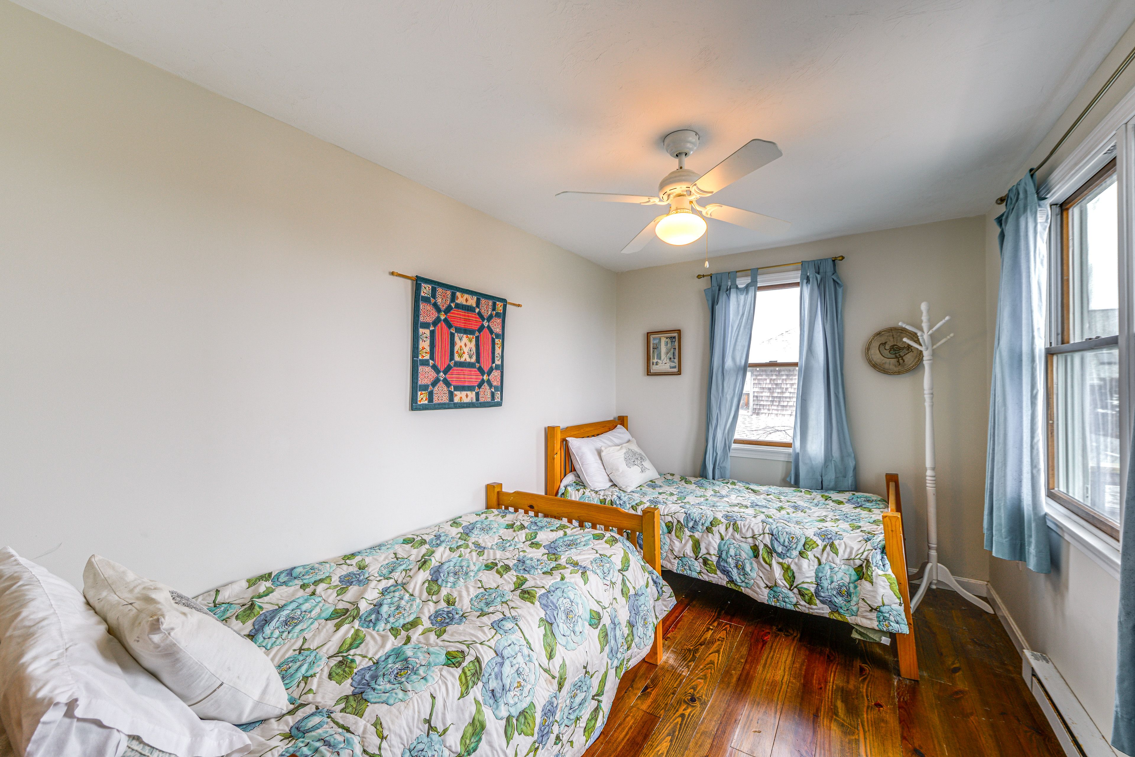Bedroom 3 | 2 Twin Beds | 2nd Floor
