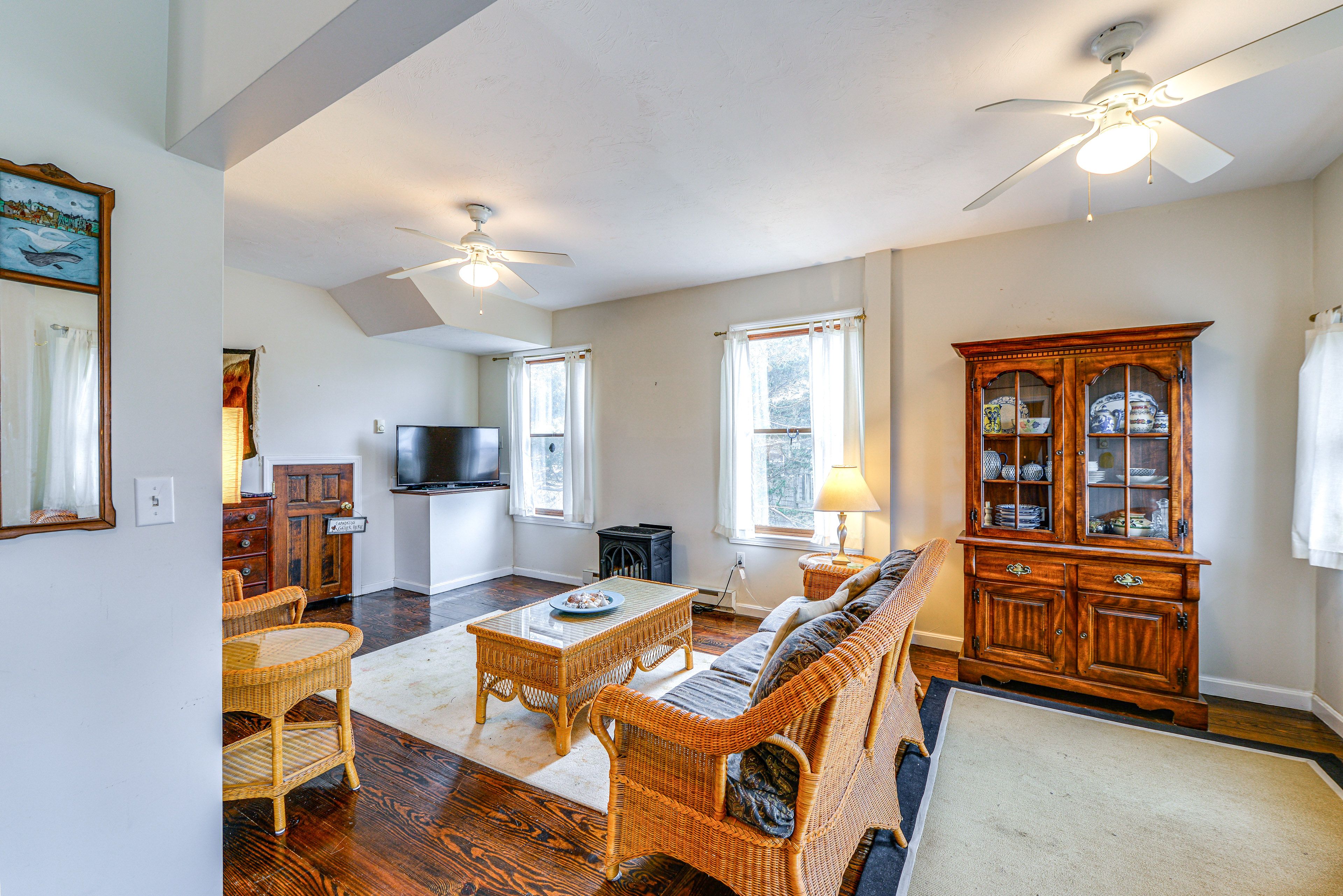 Family Room | Library | Flat-Screen TV | 1st Floor