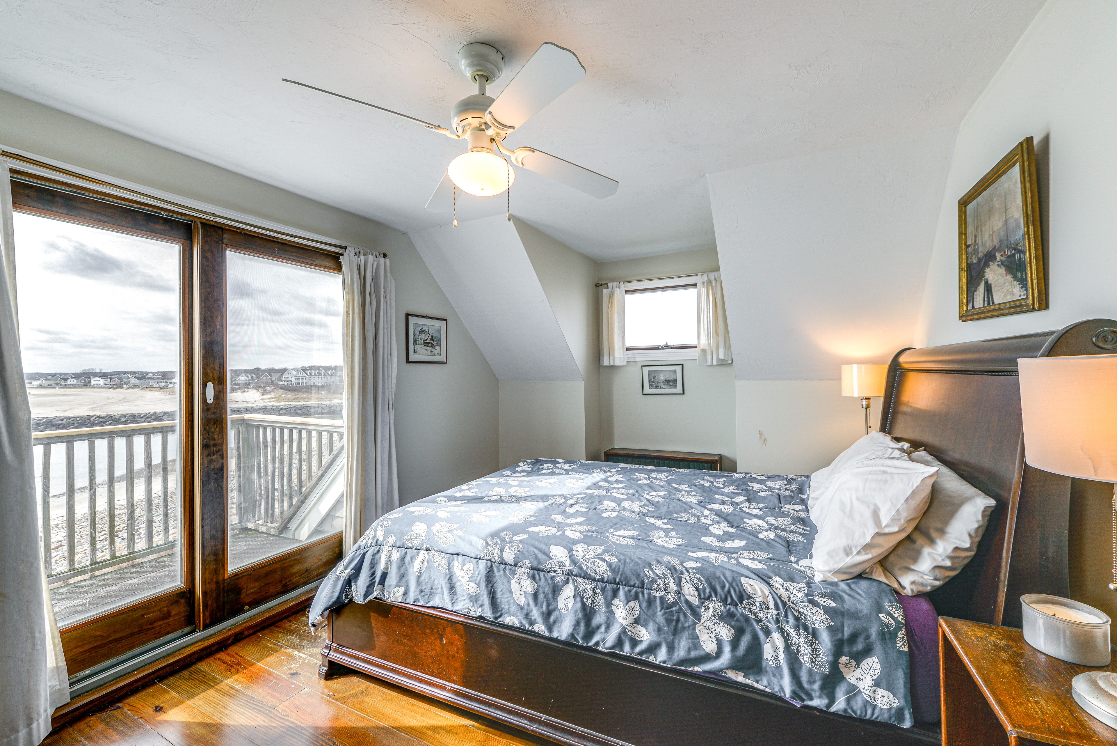Bedroom 5 | Full Bed | Access to Balcony | 3rd Floor
