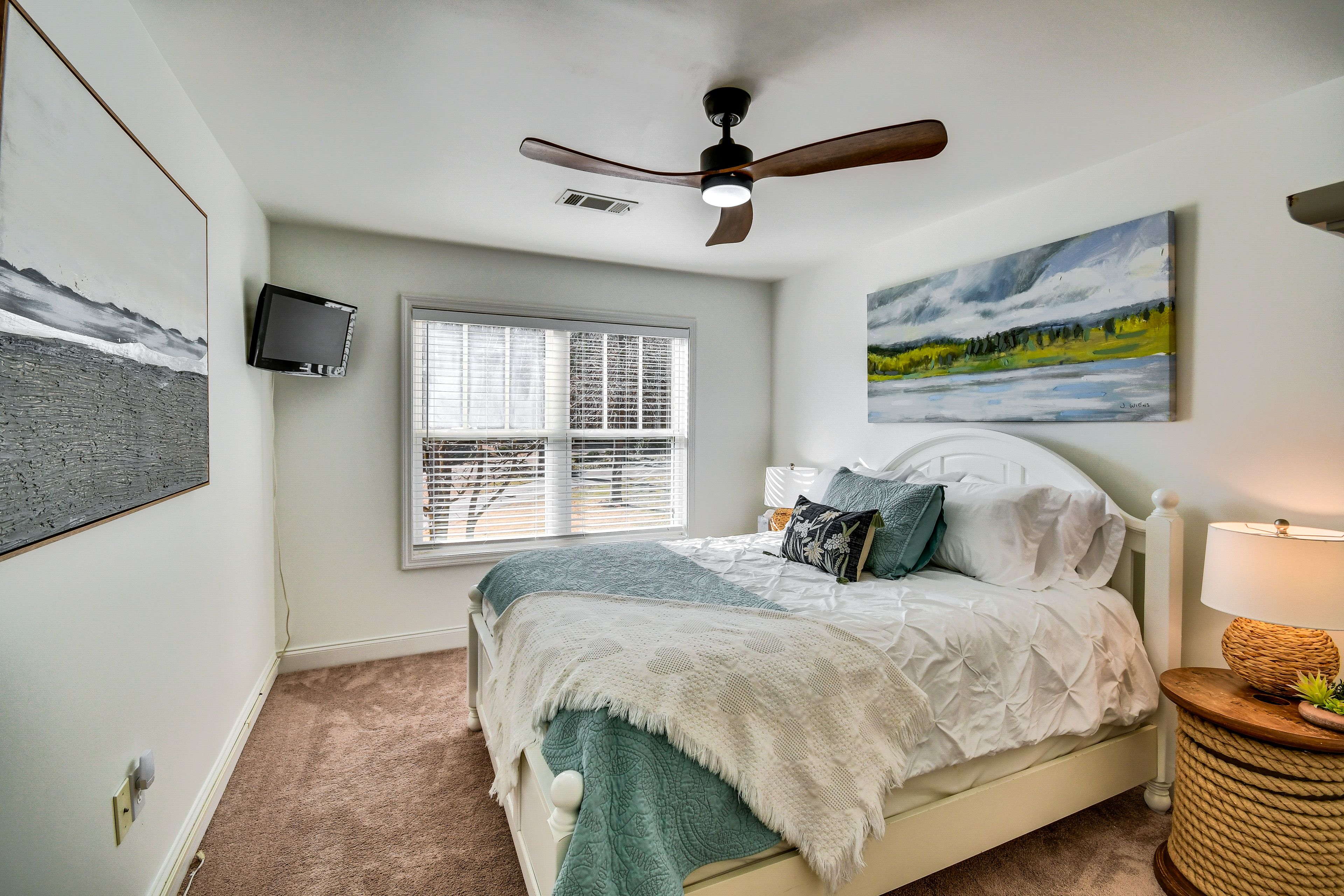 Bedroom 3 | 2nd Floor | Queen Bed | Flat-Screen TV | Linens Provided