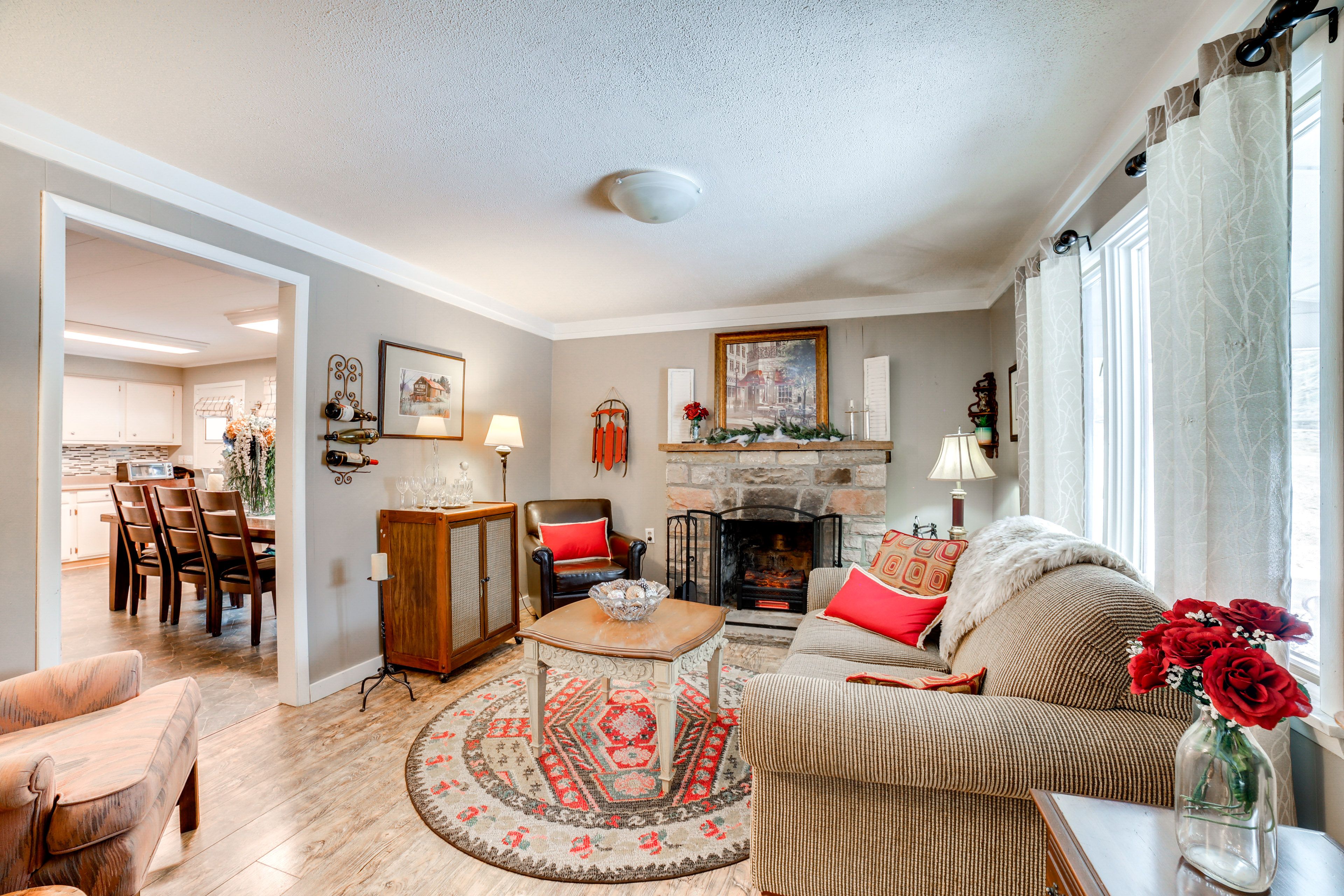 Rector Vacation Rental | 2BR | 2BA | 1,340 Sq Ft | 1 Step to Enter