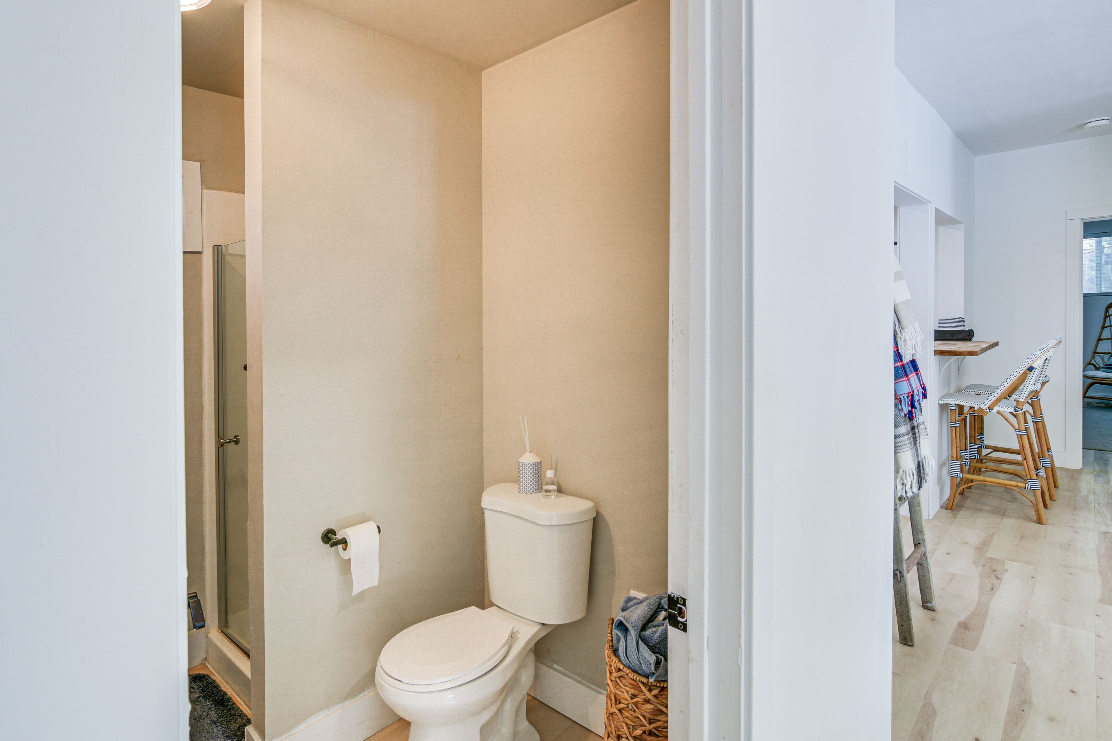 Full Bathroom | 1st Floor