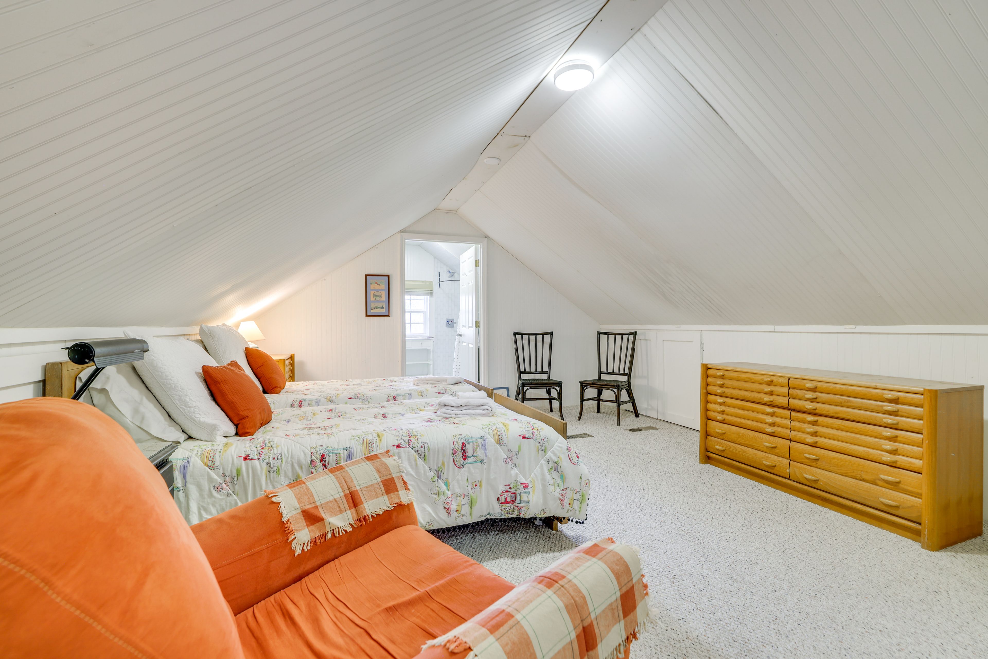 Bedroom 3 | 2 Twin Beds | 2nd Floor