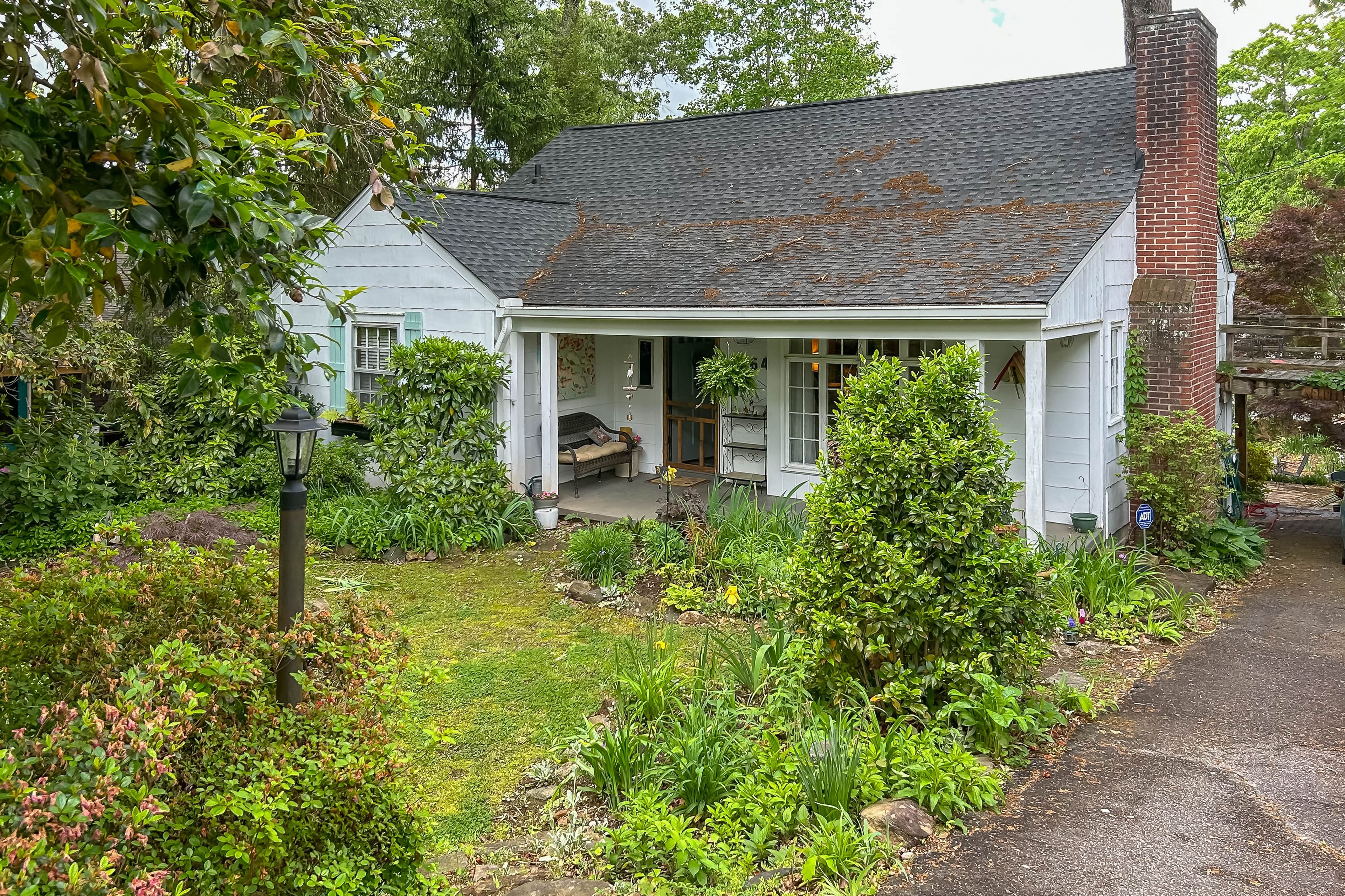 Cottage Exterior | Driveway (2 Vehicles) | Free Street Parking (2 Vehicles)