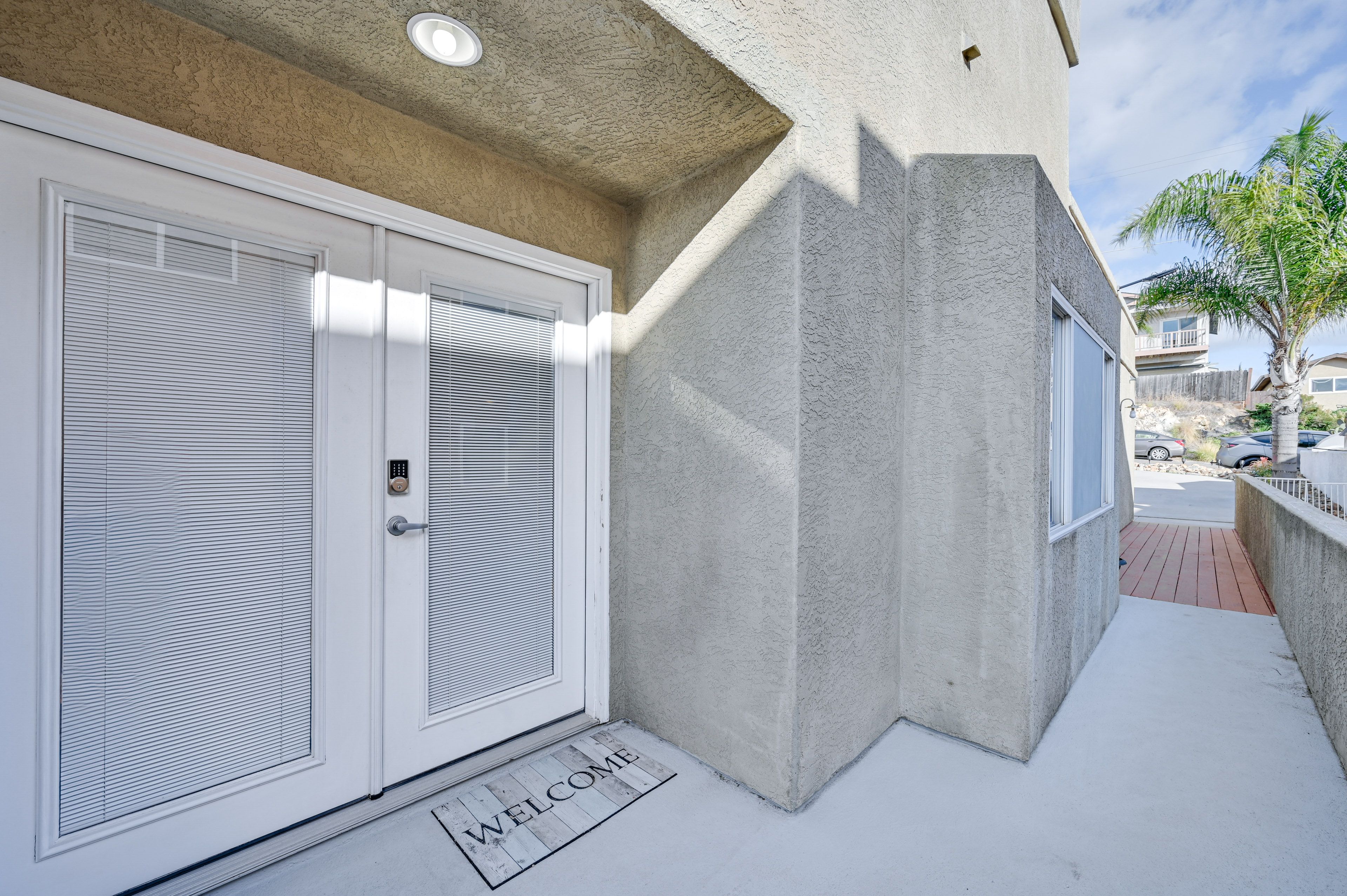 House Exterior | Keyless Entry