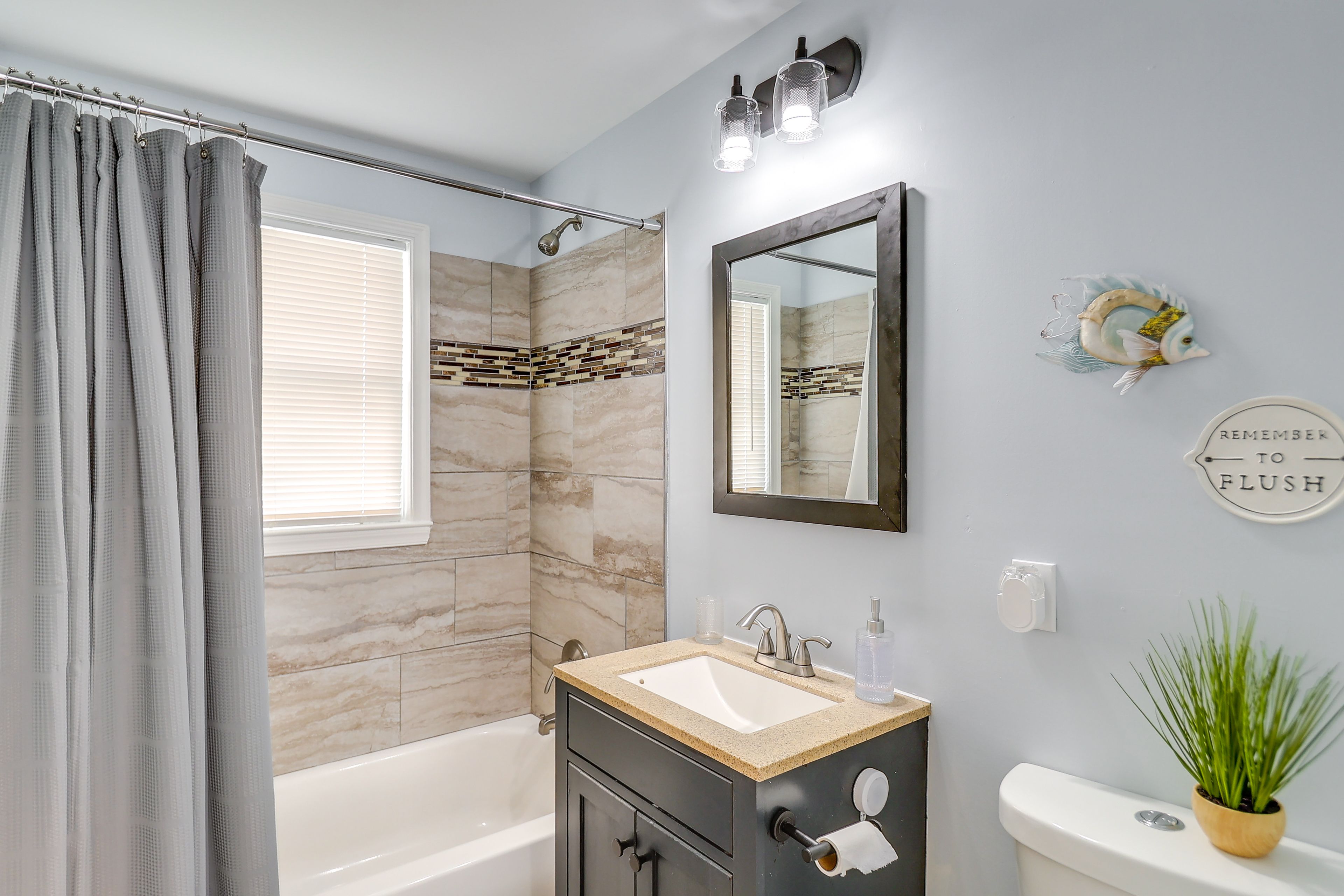 Full Bathroom | 1st Floor | Hair Dryer