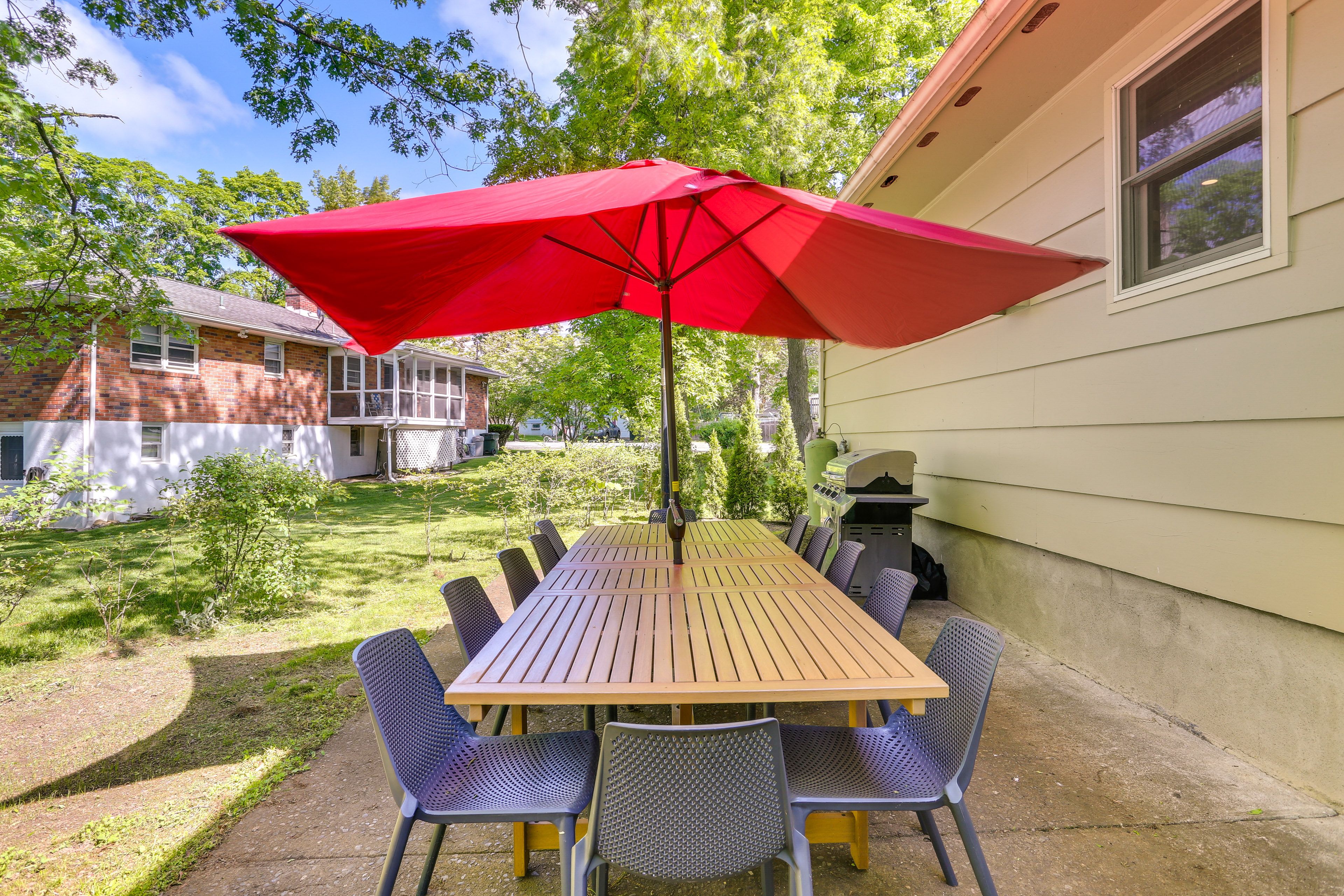 Patio | Dining Area | Gas Grill