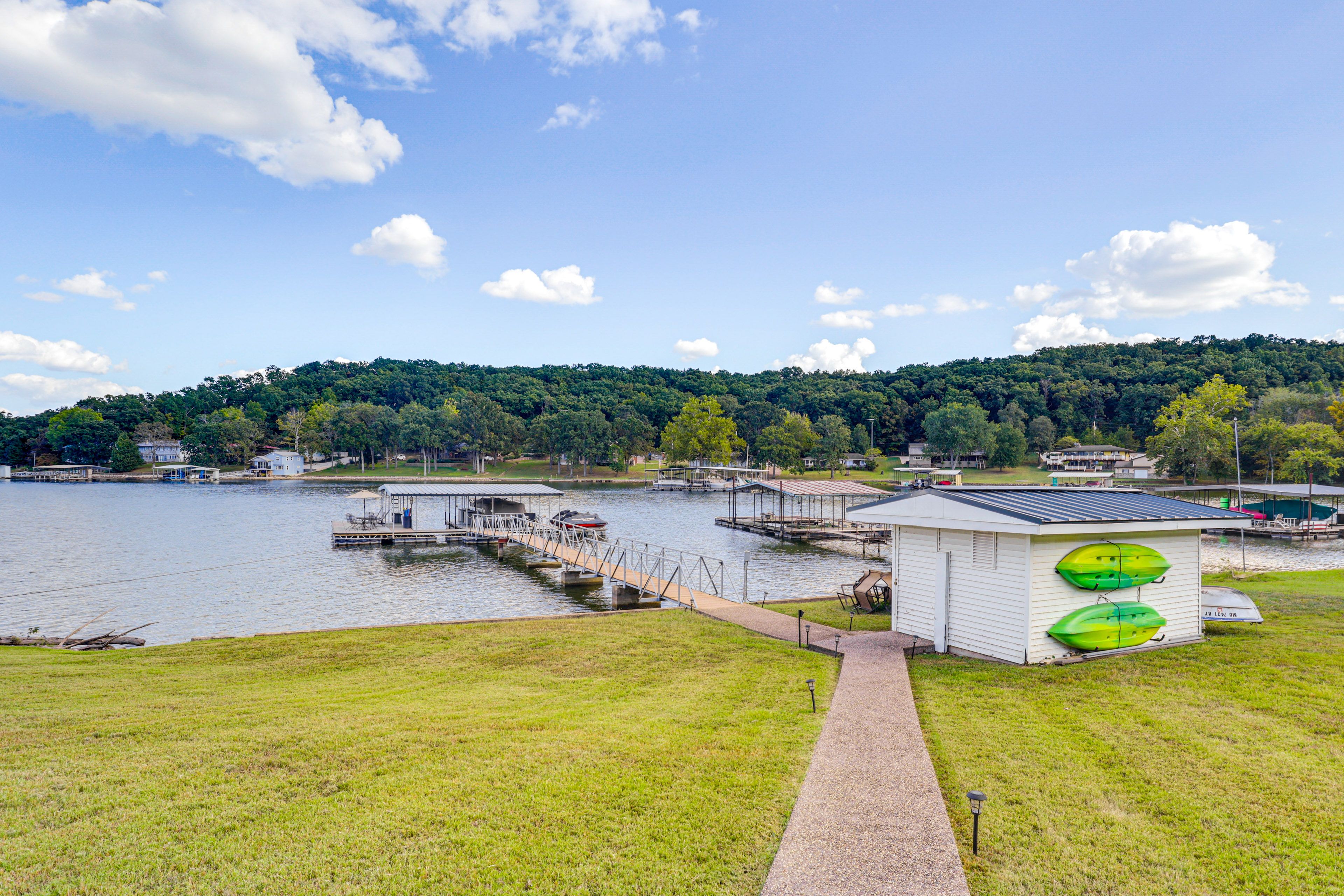 Private Dock | Boat Slip | Kayaks Provided