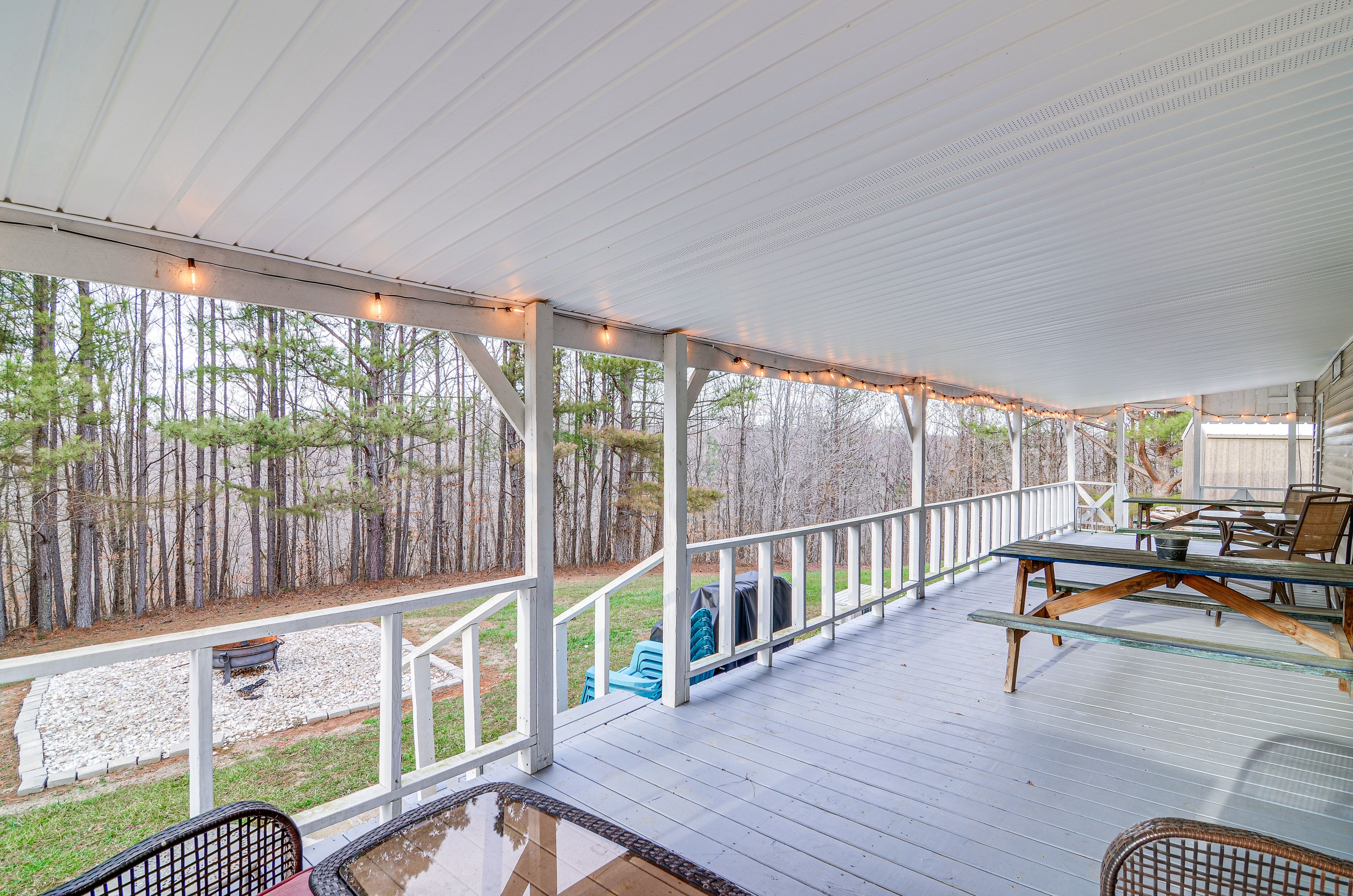 House Exterior | Furnished Deck | Picnic Tables | Gas Grill