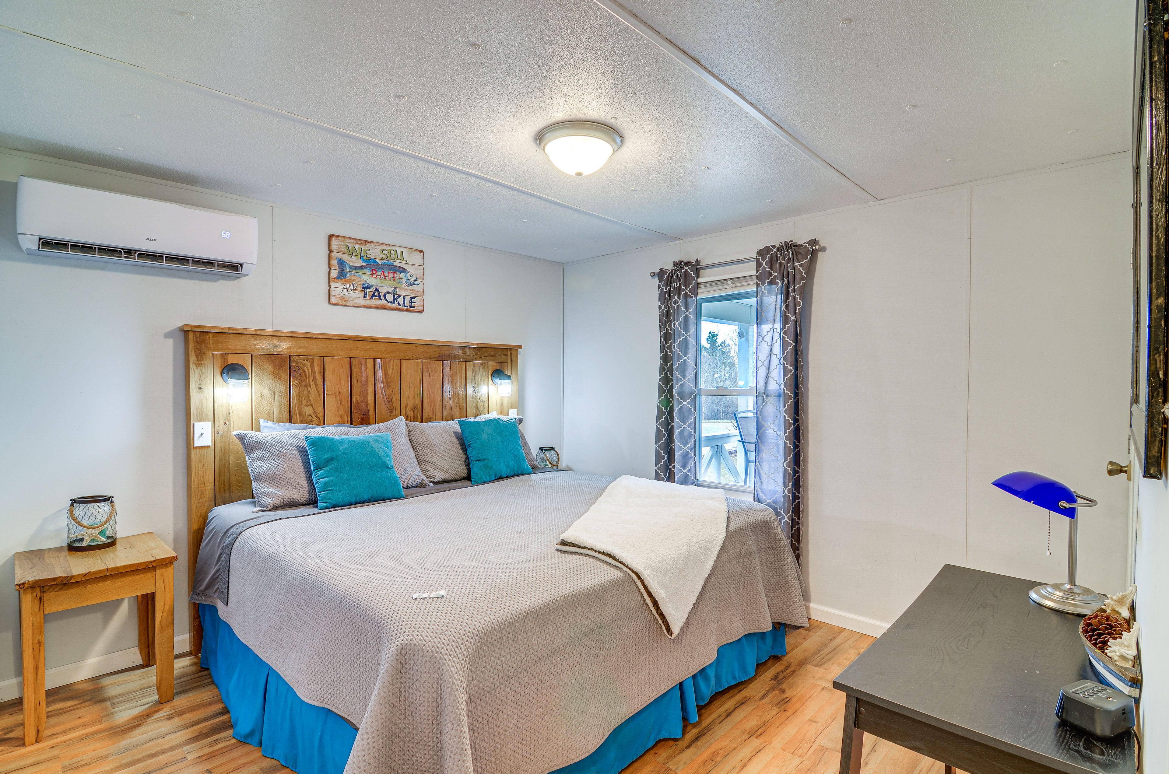 Bedroom 2 | King Bed