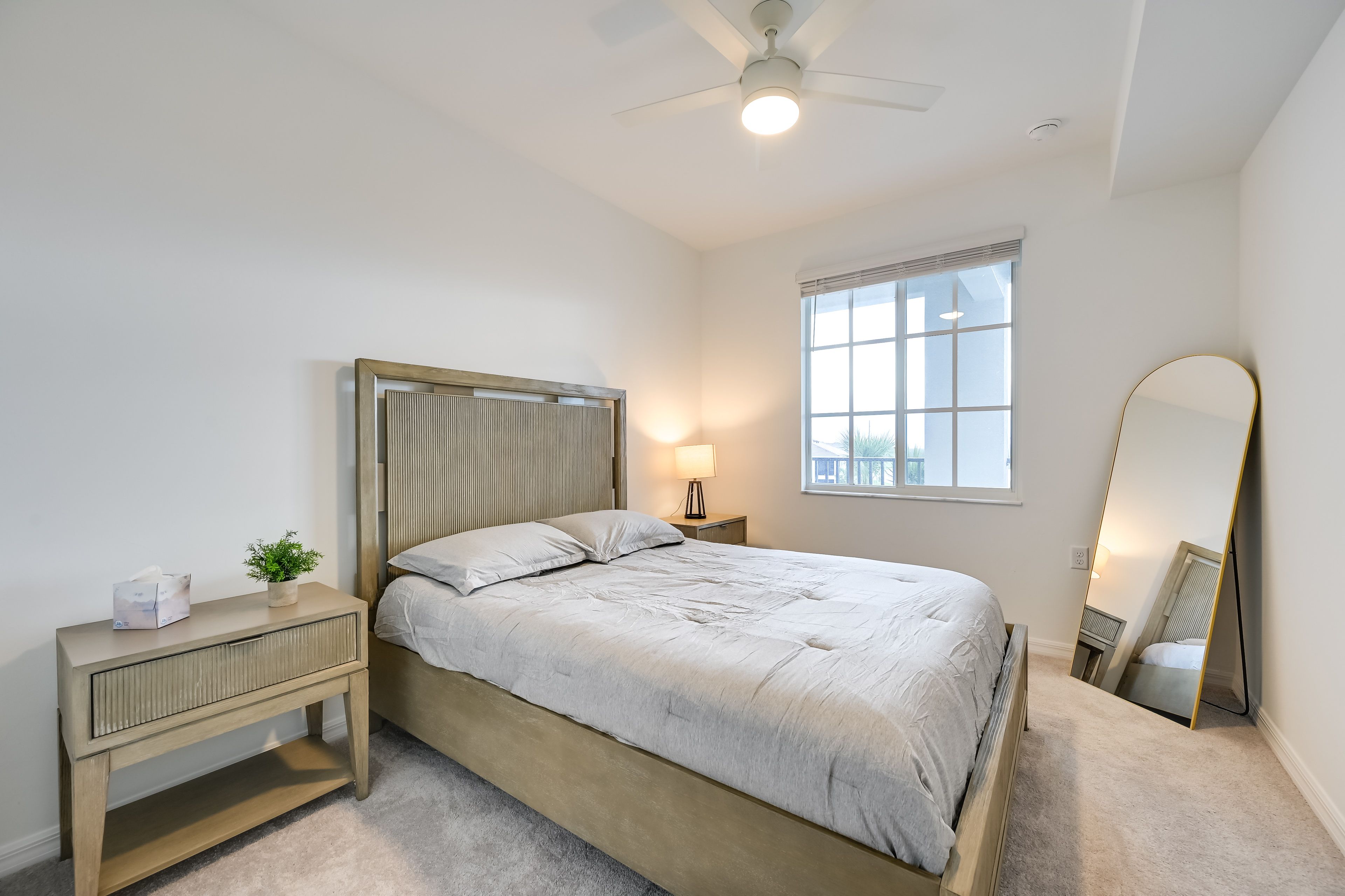Bedroom 2 | Queen Bed