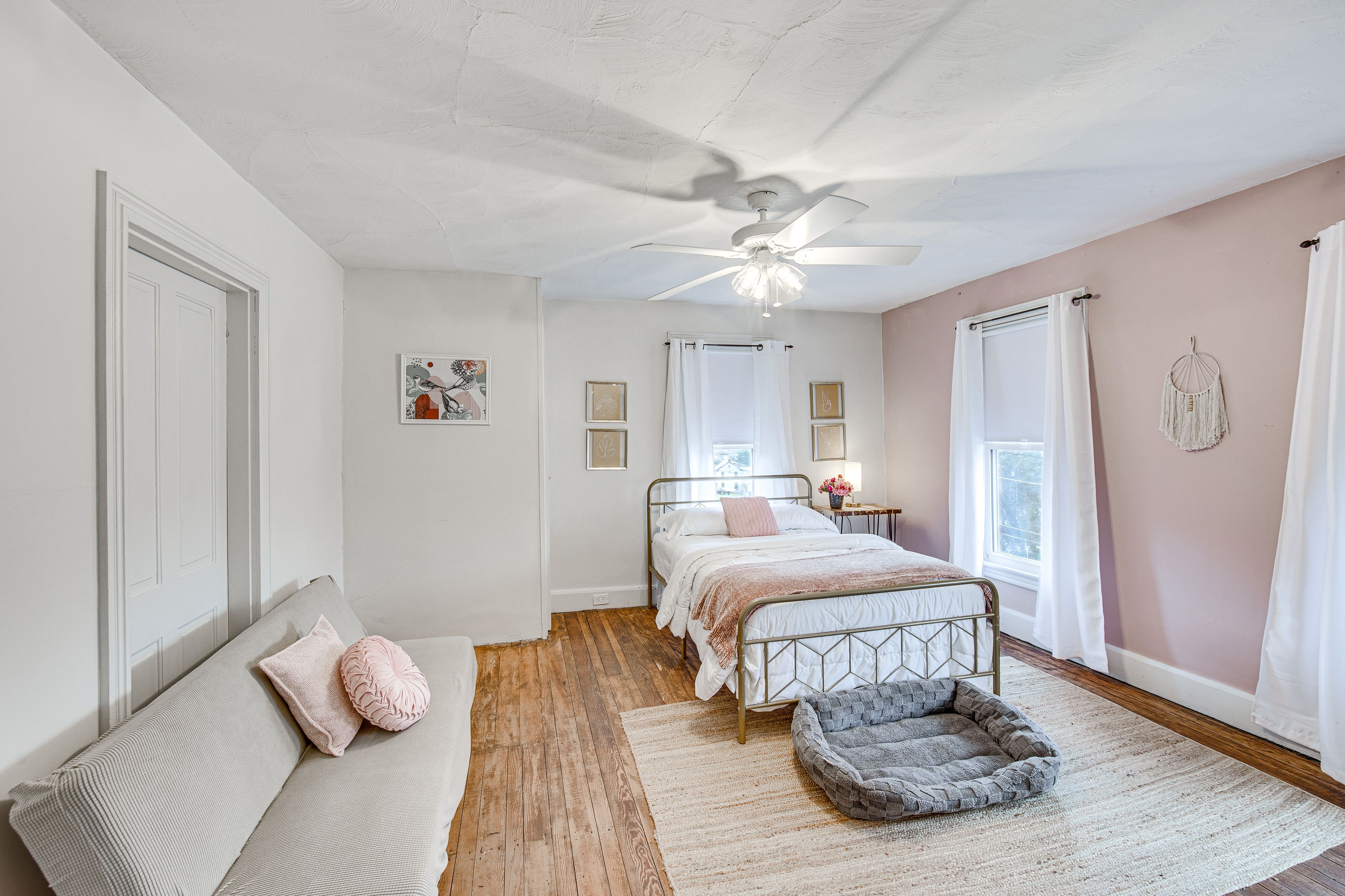 Bedroom 2 | Queen Bed | Queen Futon | 2nd Floor