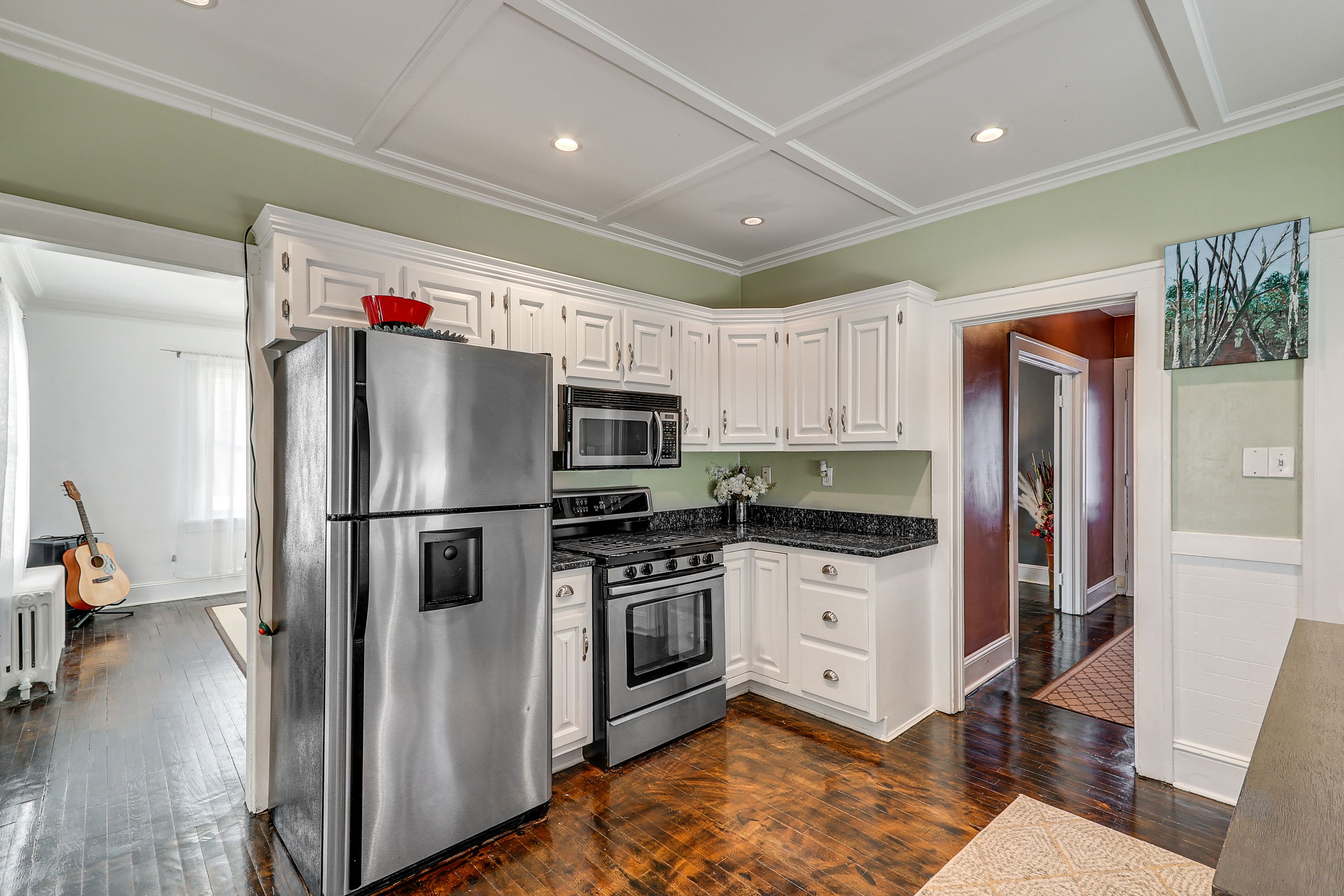 Kitchen | Free WiFi