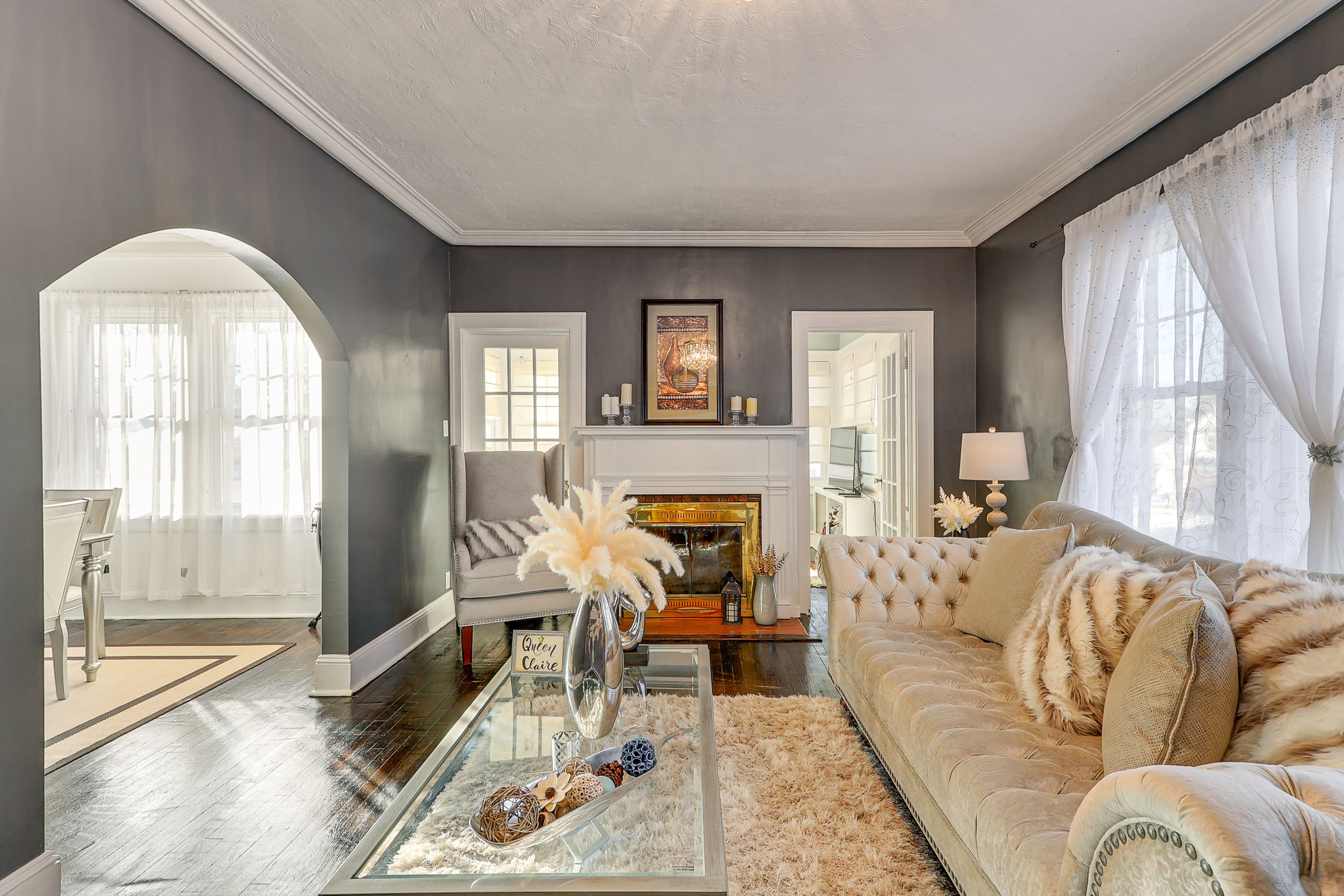 Living Room | 1st Floor | Fireplace (Decorative)