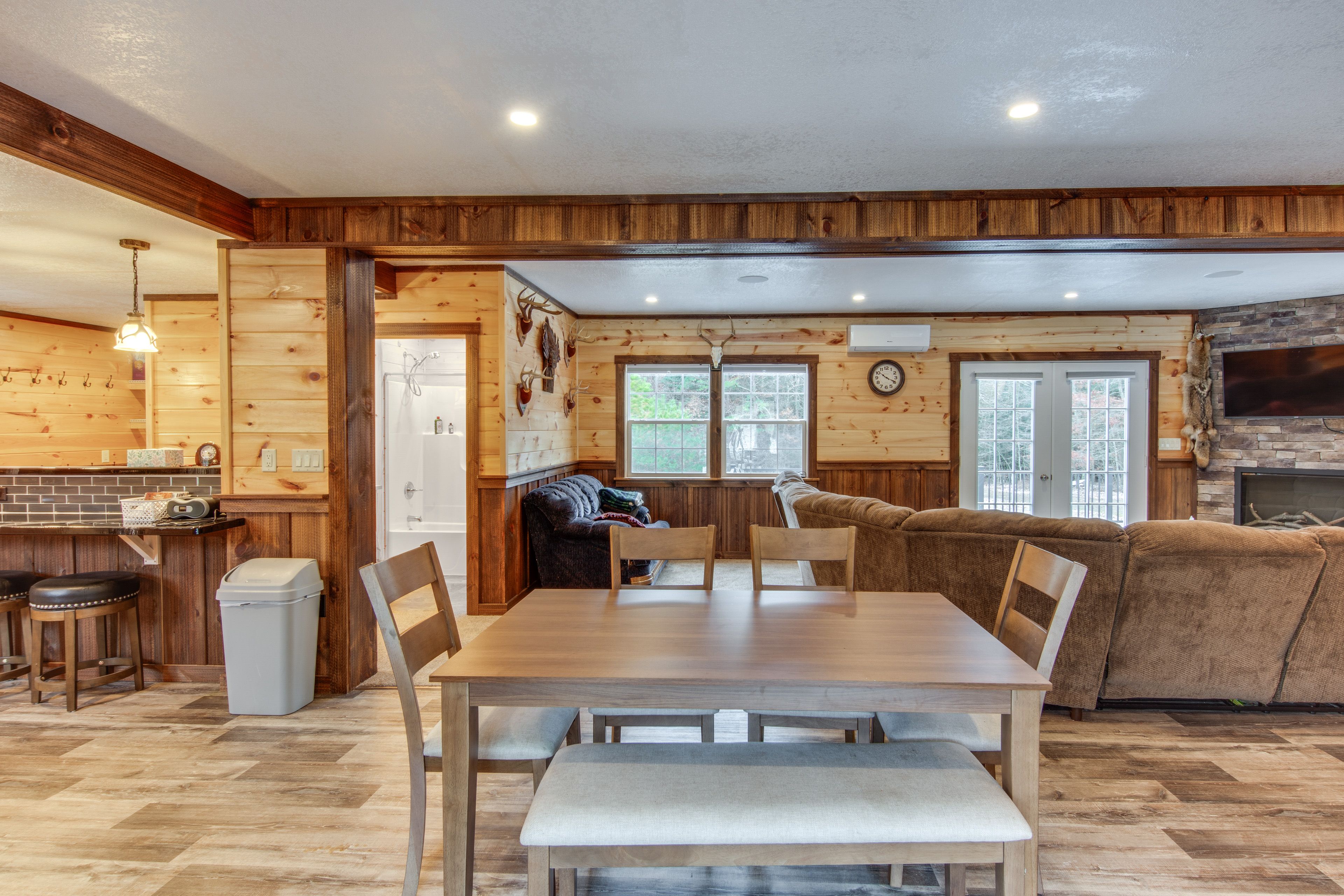 Dining Area | 1st Floor