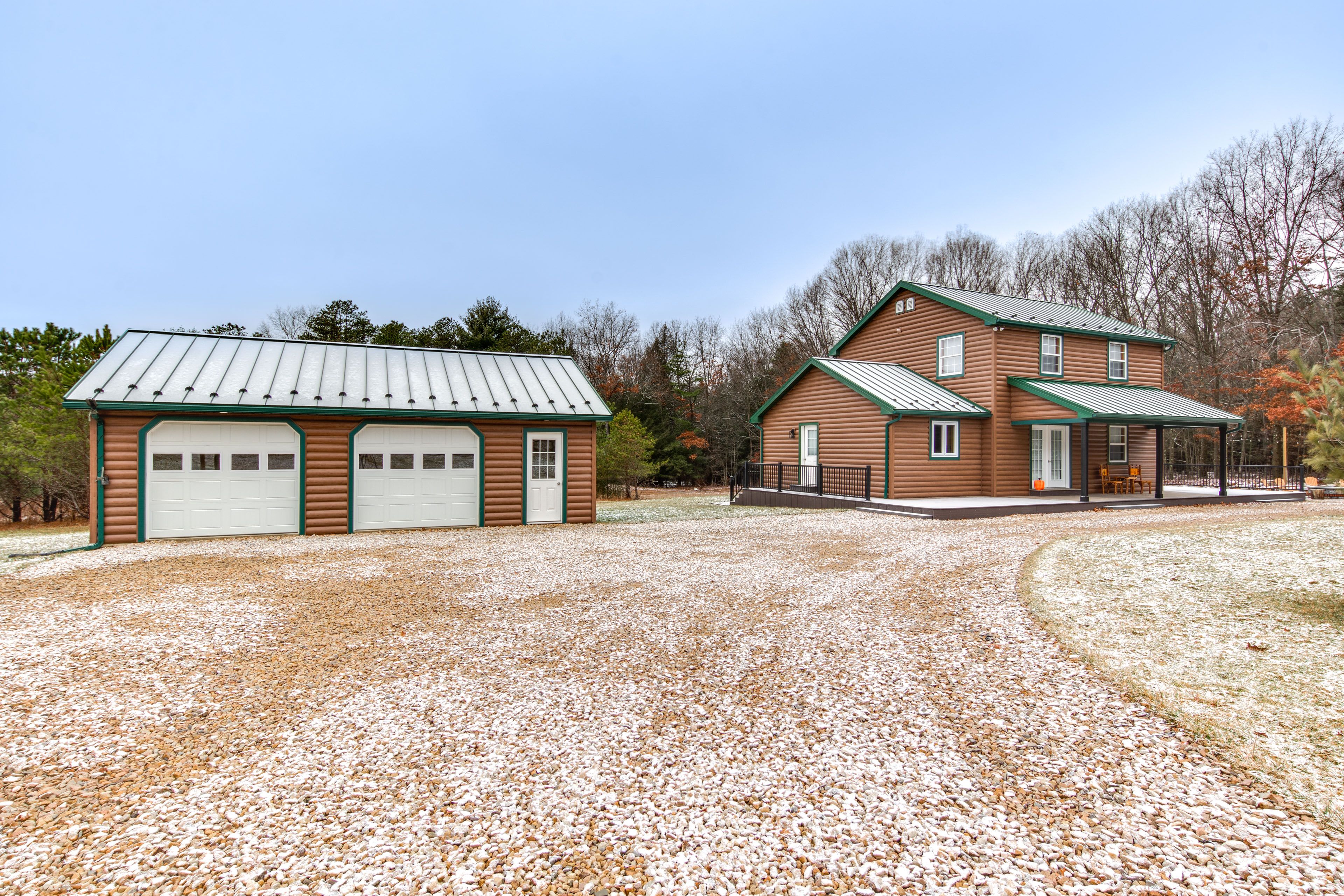 Parking | Driveway (4 Vehicles) | RV/Trailer Parking