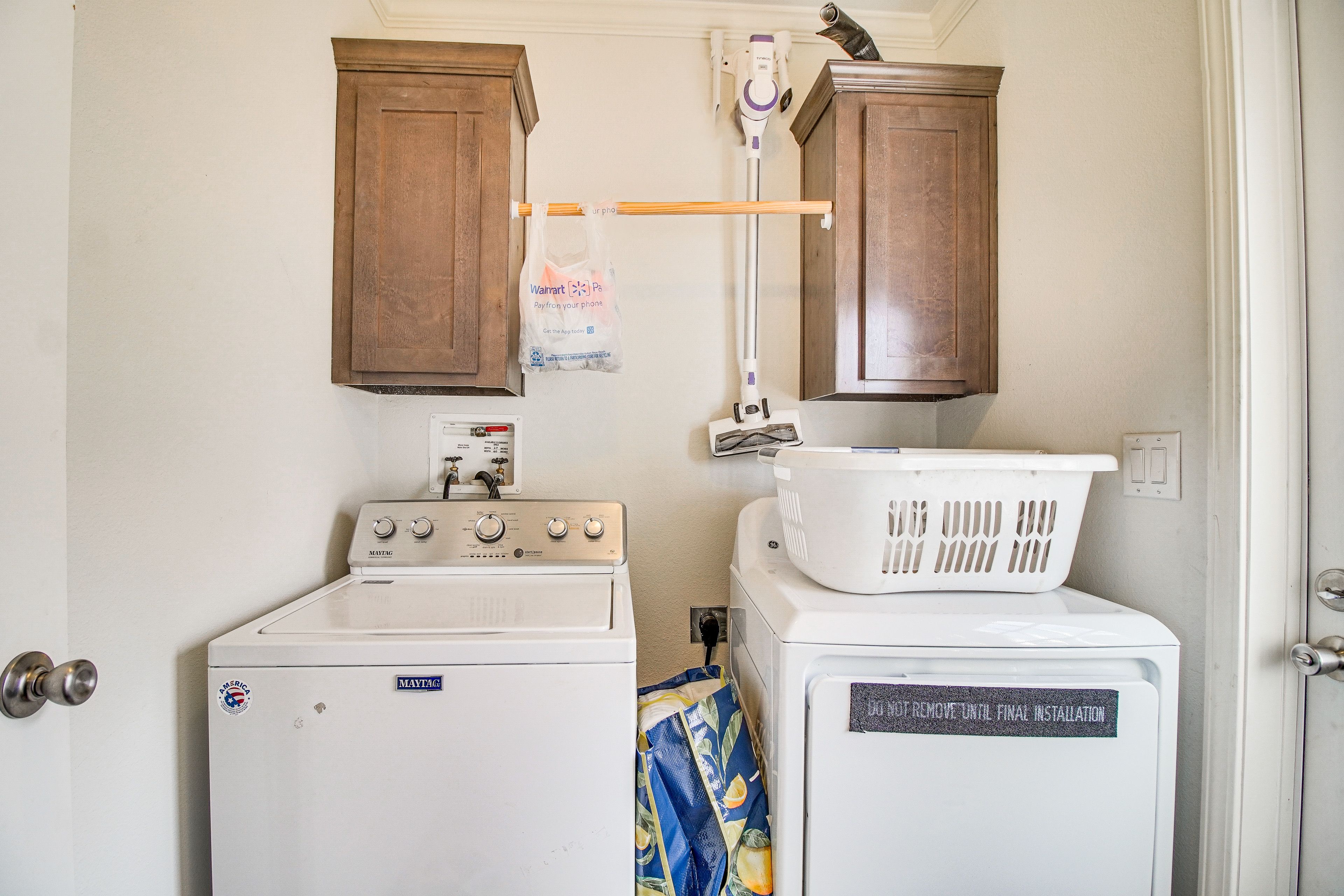 Washer + Dryer