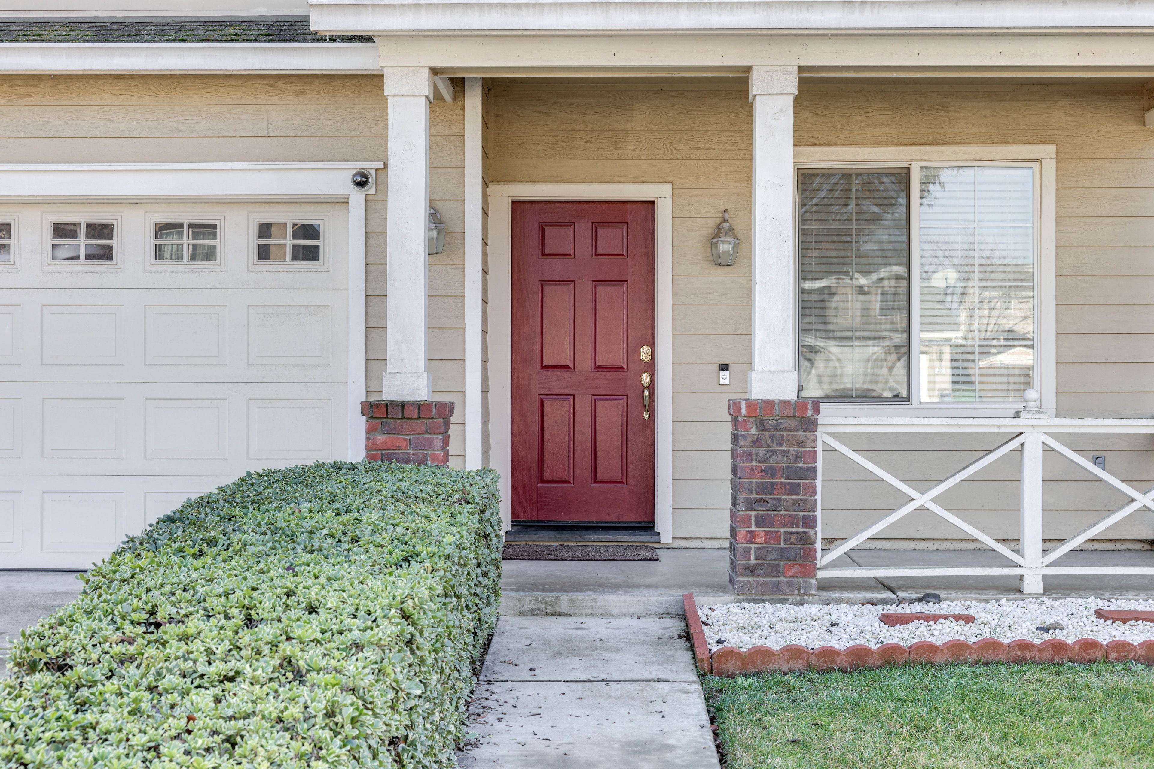 Property Entrance | 2 Steps Required