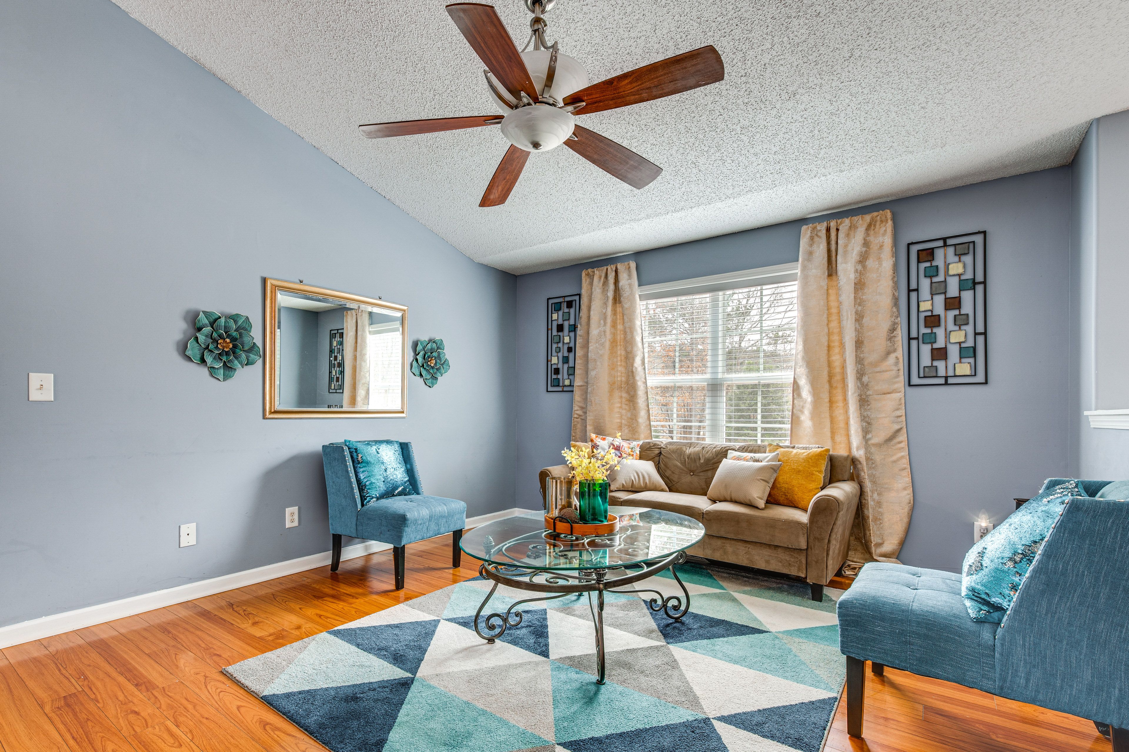 Living Room | Queen Air Mattress | Central Heating & A/C | Free WiFi